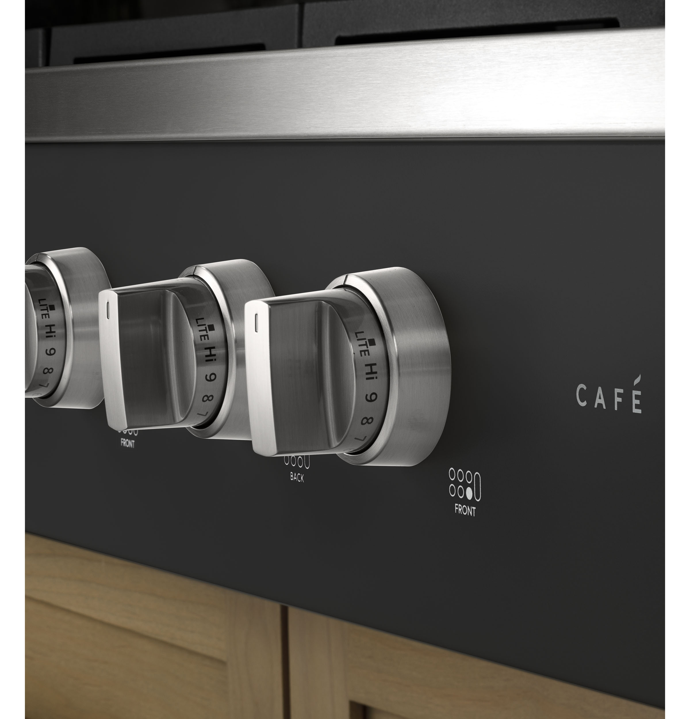 Model: CGU366P3TD1 | Cafe Café™ 36" Commercial-Style Gas Rangetop with 6 Burners (Natural Gas)