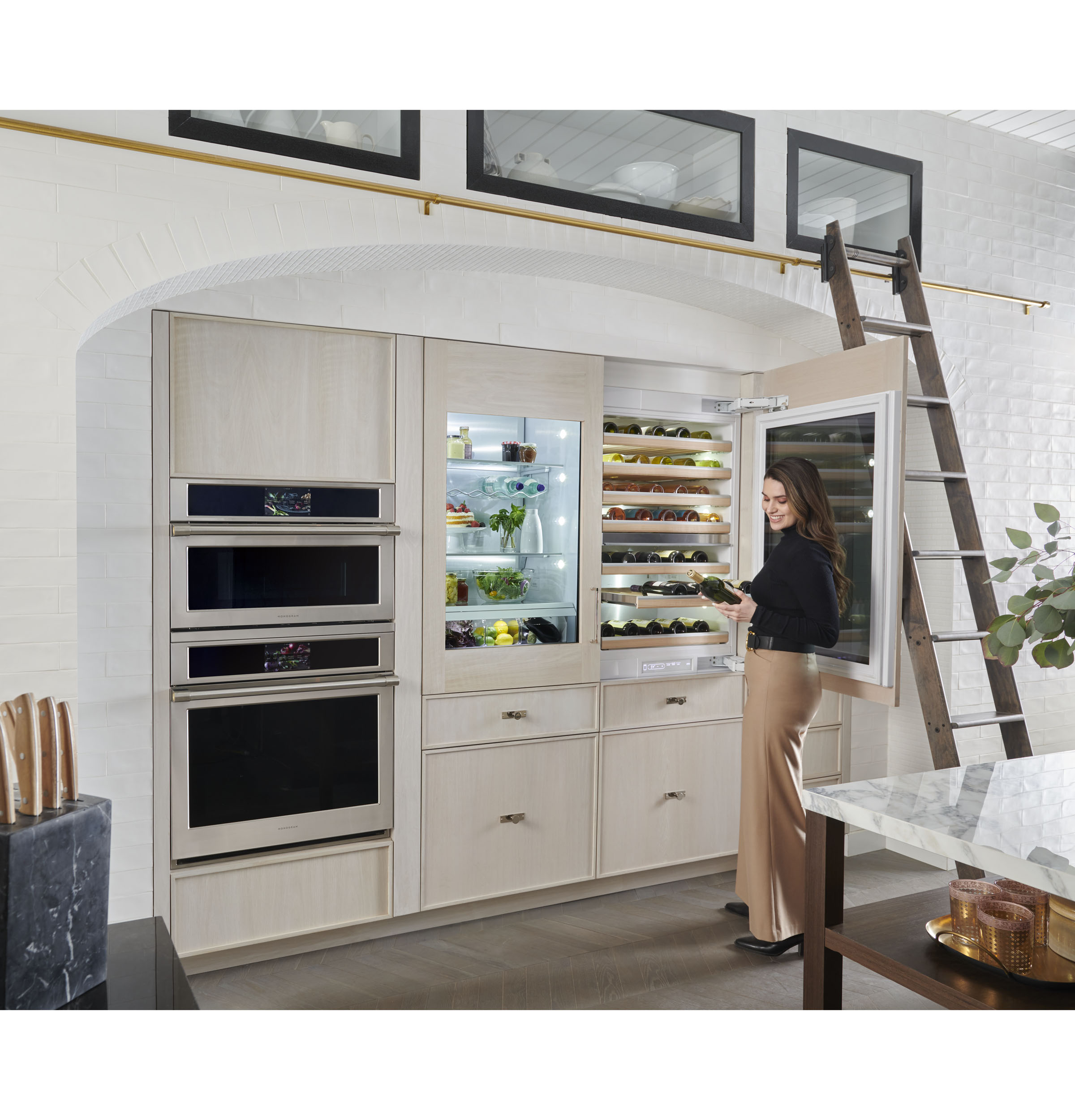 Ge monogram glass door outlet refrigerator
