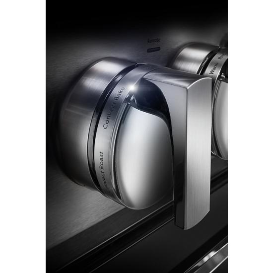 Model: JDRP636HM | Jenn-Air NOIR™ 36" Dual-Fuel Professional Range with Gas Grill