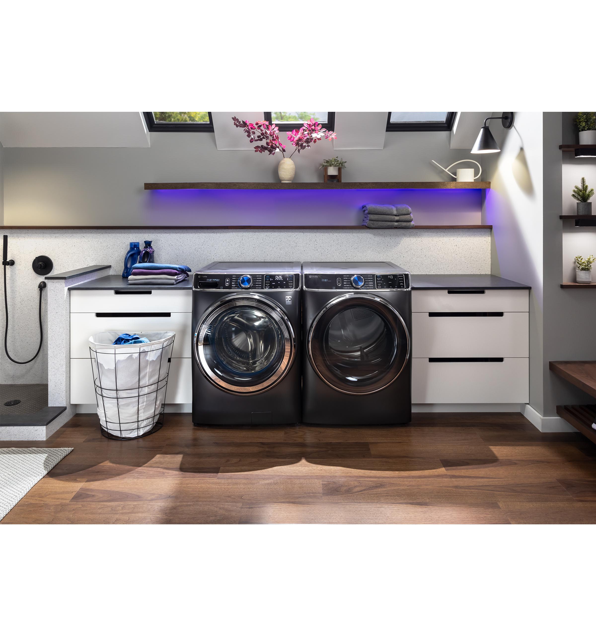 Model: PFW950SPTDSSD | GE Profile GE Profile™ 5.3 cu. ft. Capacity Smart Front Load ENERGY STAR® Steam Washer with Adaptive SmartDispense™ UltraFresh Vent System Plus™ with OdorBlock™