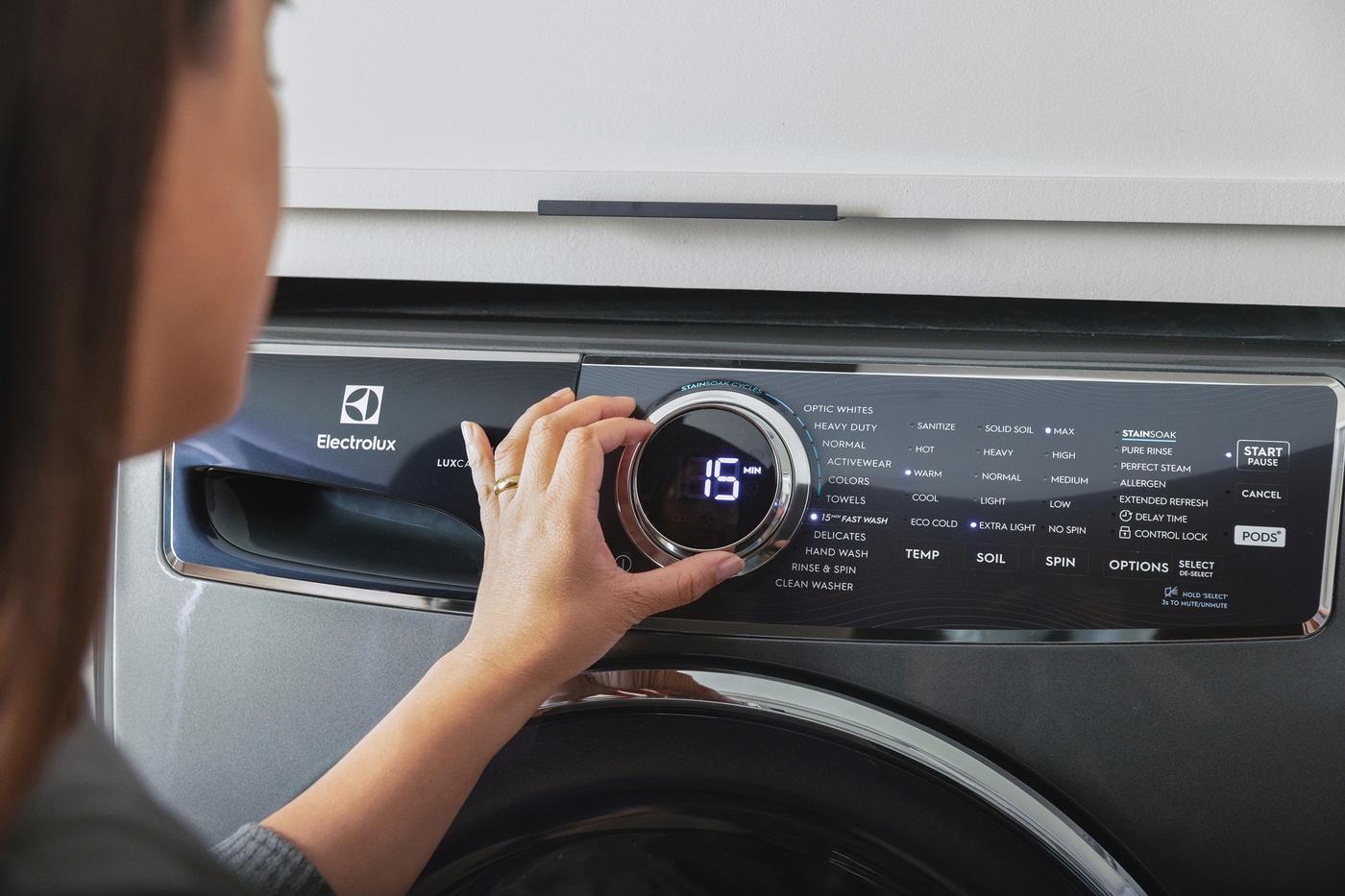 Model: ELFW7637AT | Electrolux Front Load Perfect Steam™ Washer with LuxCare® Plus Wash and SmartBoost® - 4.5 Cu. Ft.