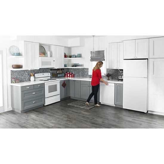 Amana ART318FFDW 30inch Amana® TopFreezer Refrigerator with Glass