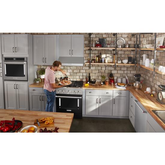Model: KFDC500JBK | KitchenAid KitchenAid® 30'' Smart Commercial-Style Dual Fuel Range with 4 Burners