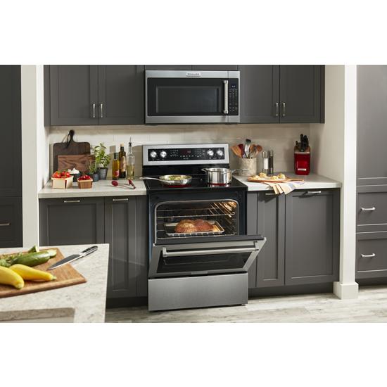 Model: KFEG504KPS | KitchenAid 30-Inch 5 Element Electric Convection Range with PrintShield™ Finish