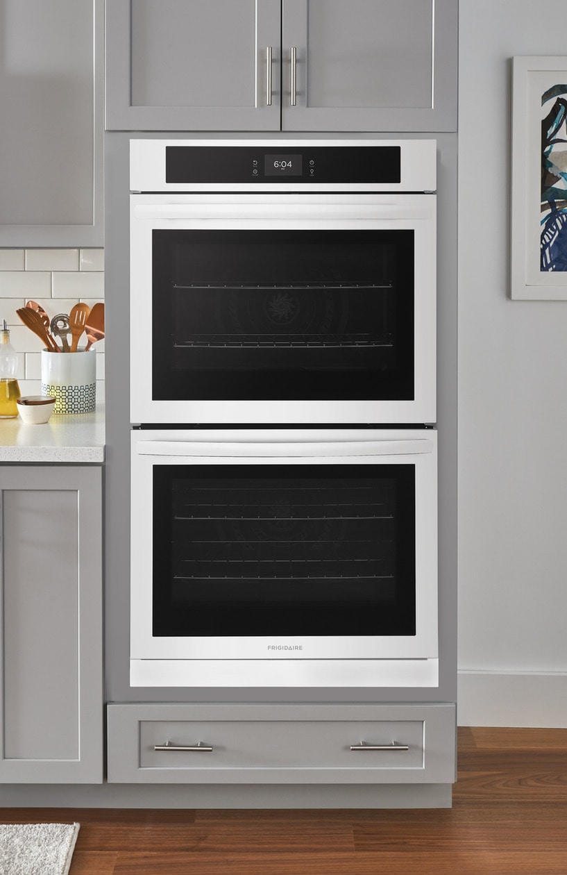 Model: WOMC3TRIMWHT | Frigidaire 3" Wall Oven White Trim