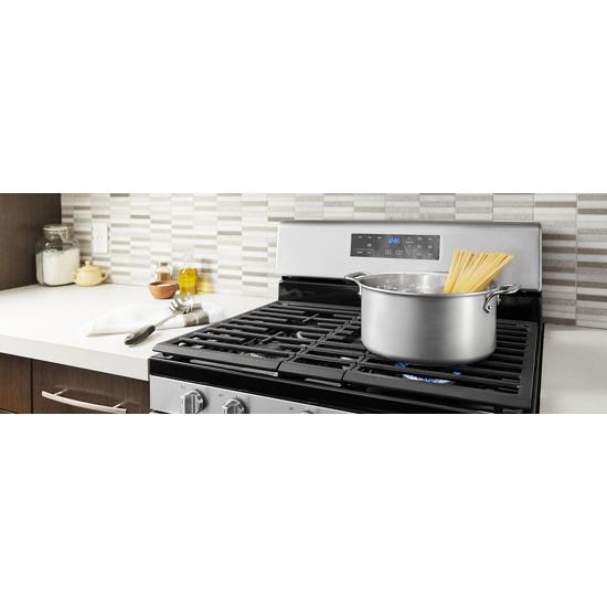 Model: WFG525S0JZ | Whirlpool 5.0 cu. ft. Whirlpool® gas range with center oval burner