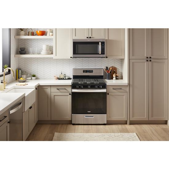 Model: WFG505M0MS-OB | Whirlpool 5.1 Cu. Ft. Freestanding Gas Range with Edge to Edge Cooktop