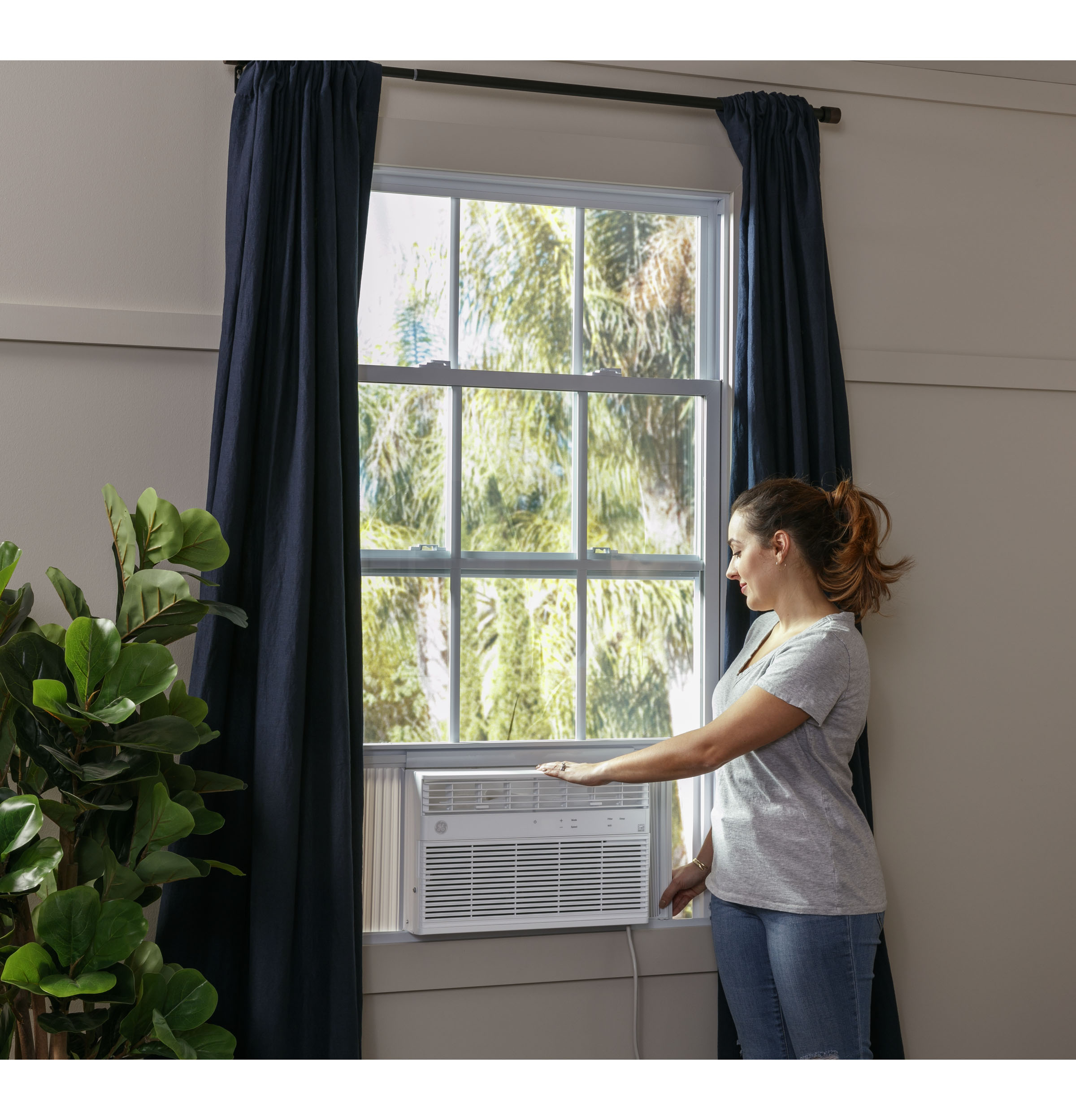 GE - AHE18DZ - GE® 18,000 BTU Heat/Cool Electronic Window Air Conditioner  for Extra-Large Rooms up to 1000 sq. ft.-AHE18DZ | Overstock Appliances