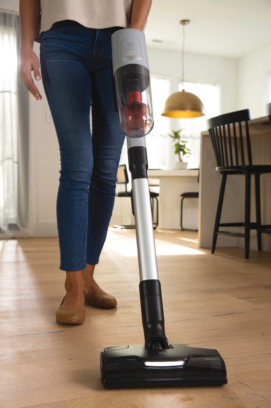 Model: EHVS85P3AG | Electrolux Ultimate800™ Pet Vacuum