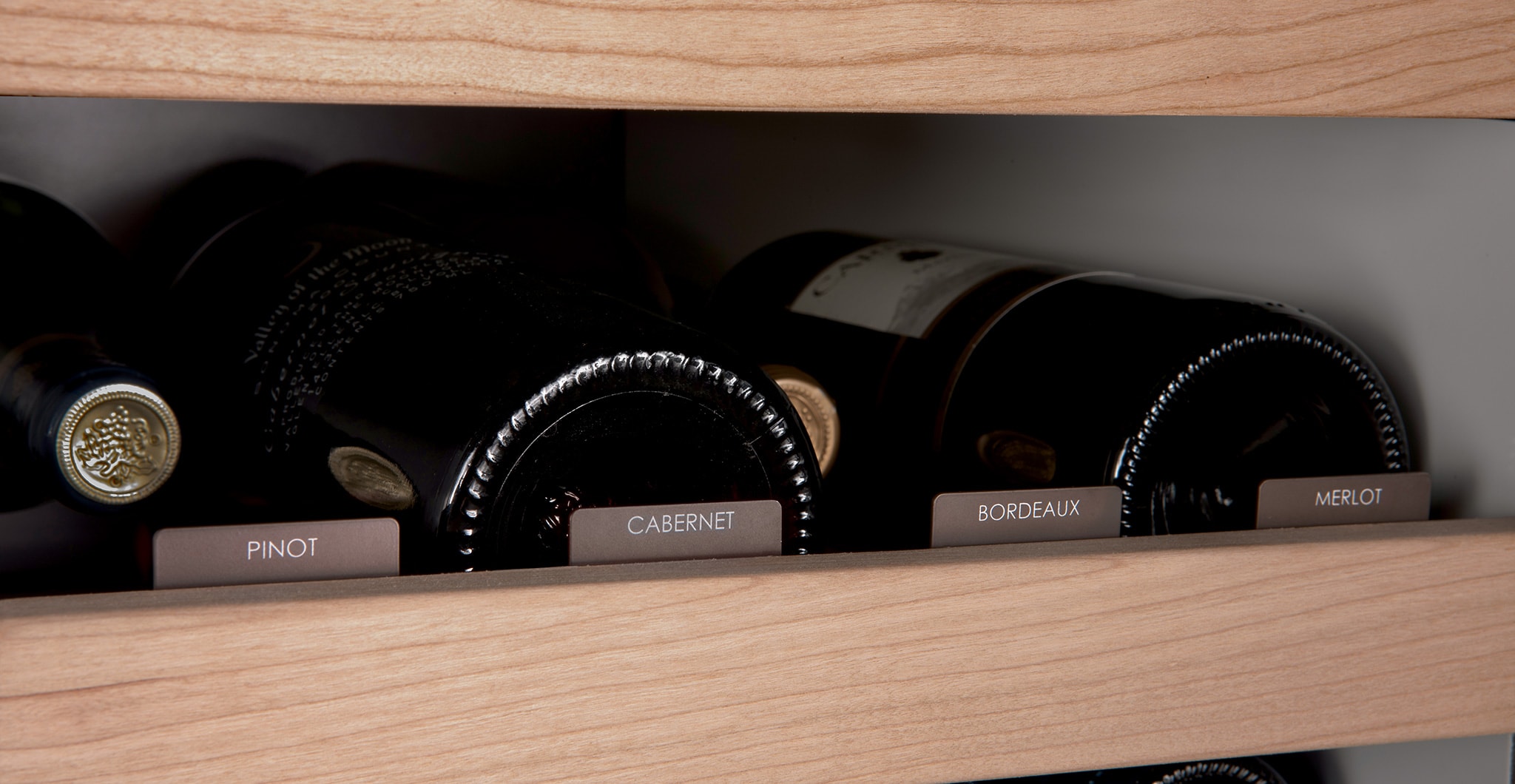 Model: IW-30RA-RH | Sub-Zero 30" Designer Wine Storage with Refrigerator Drawers - Panel Ready