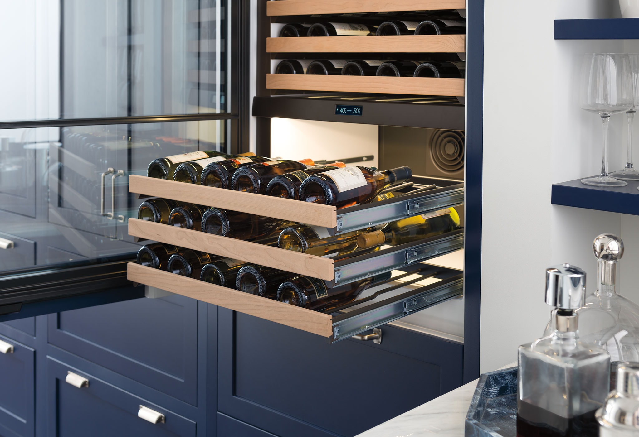 Model: IW-30RA-RH | Sub-Zero 30" Designer Wine Storage with Refrigerator Drawers - Panel Ready
