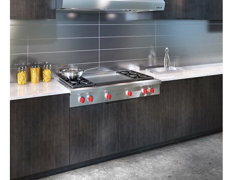Model: SRT484DG-LP | Wolf 48" Sealed Burner Rangetop - 4 Burners and Infrared Dual Griddle