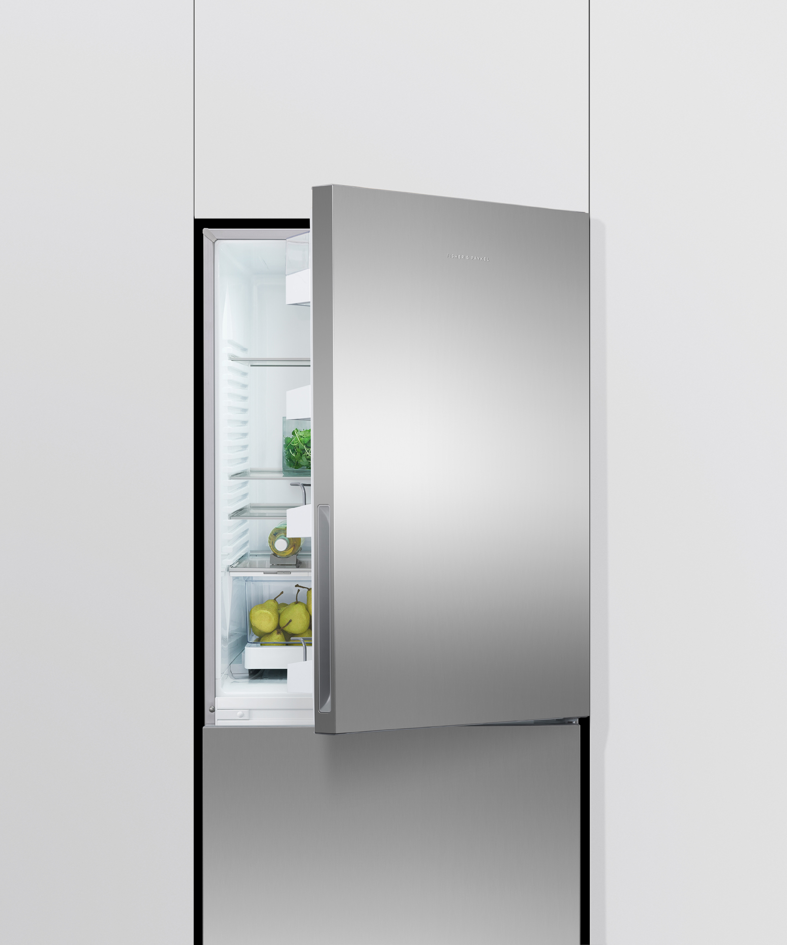 Model: RF170BLPX6 N | Fisher and Paykel 17.5 cu ft Series 5 Refrigerator Freezer 