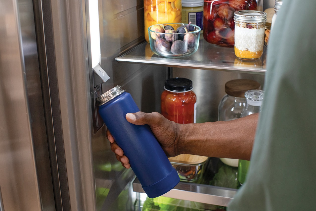 Model: ELUXCOMBO3 | Electrolux Single-Door Refrigerator and Freezer Bundle