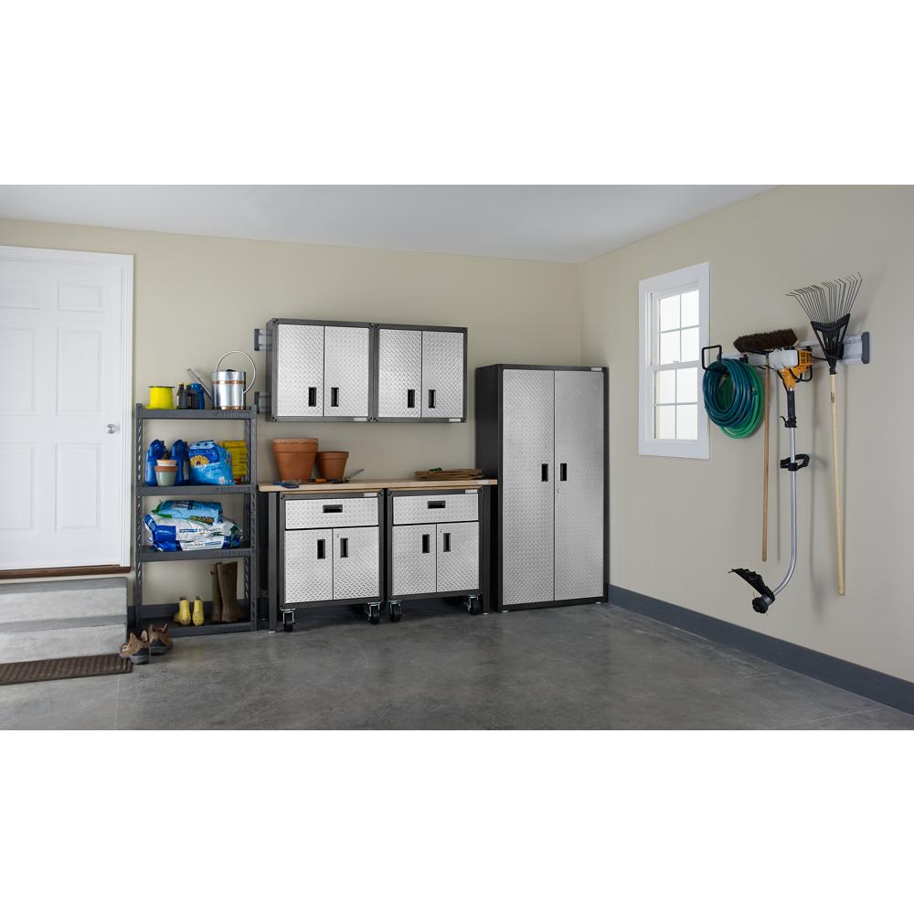 Model: GARC304RGG | Gladiator 30" Wide EZ Connect Rack with Four 15" Deep Shelves