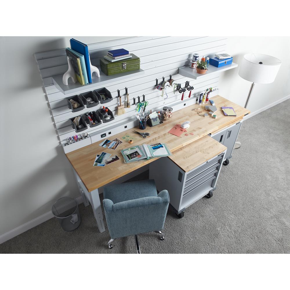 Model: GAWB08HWGW | Gladiator 8' Adjustable Height Hardwood Workbench