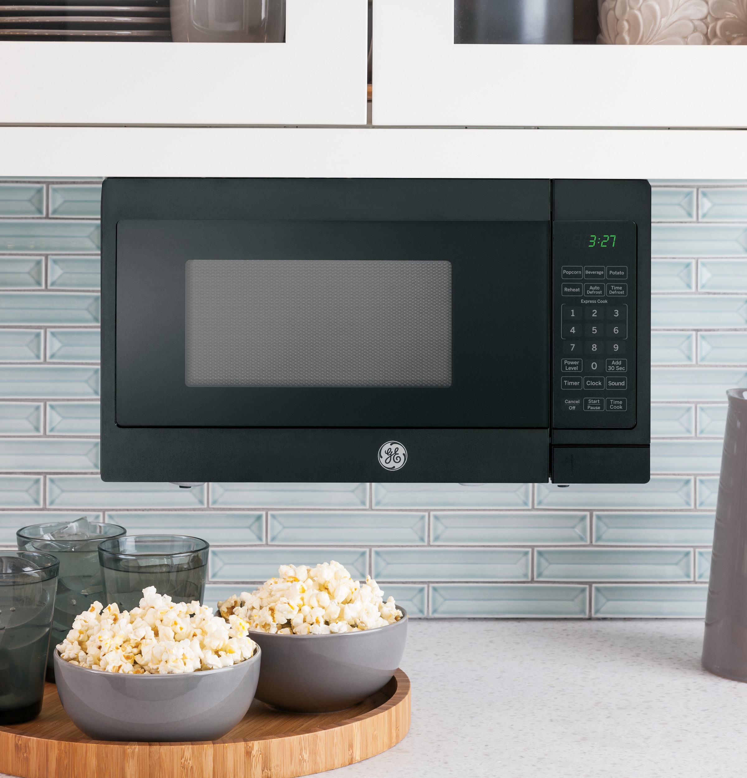 GE JEM3072DHBB GE 0.7 Cu. Ft. Spacemaker Countertop Microwave Oven GE JEM3072DHBB Countertop Microwave Voss TV Appliance in Pittsburgh PA