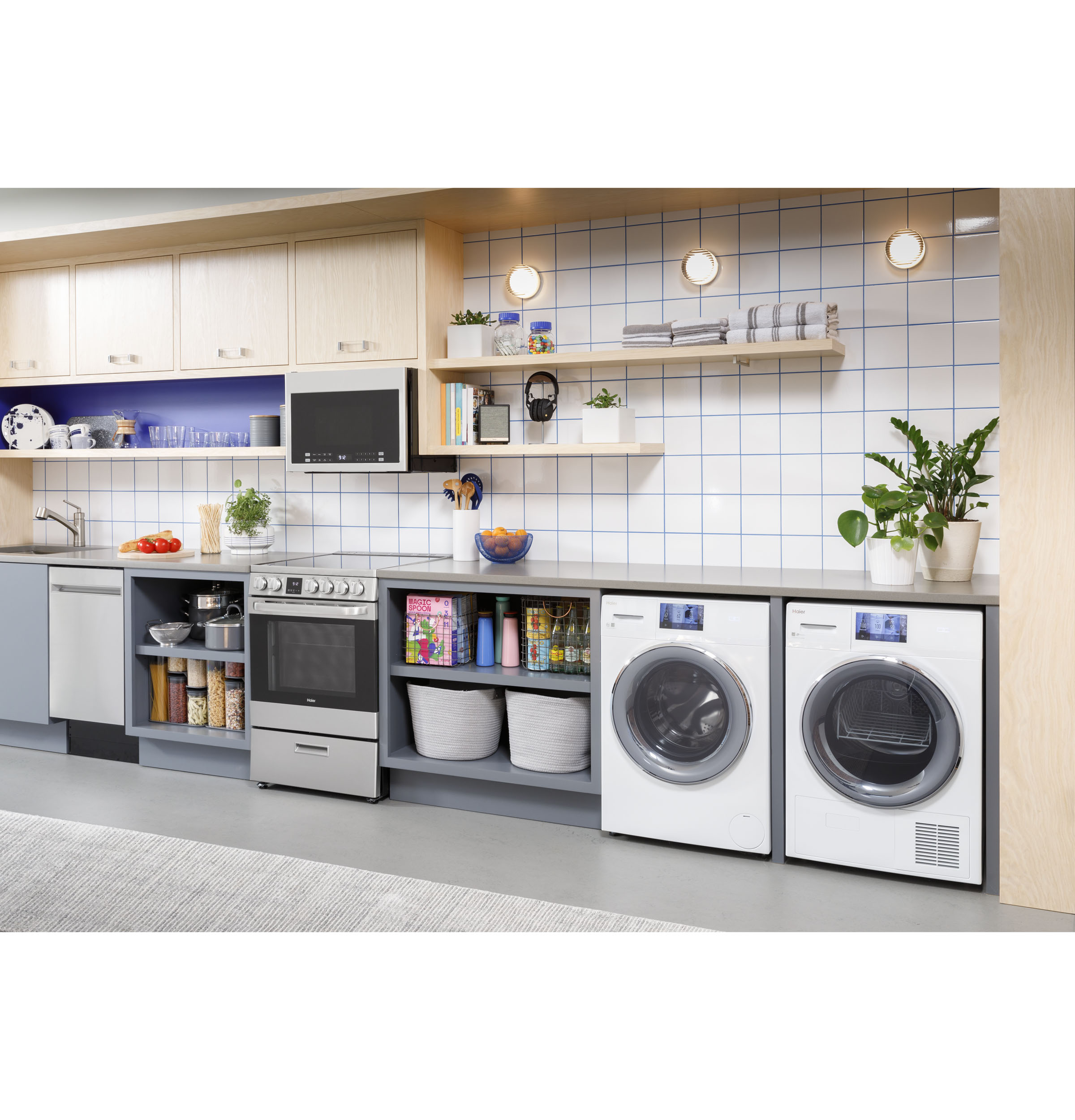 Model: QDT125SSLSS | Haier Haier ENERGY STAR® 18" Stainless Steel Interior Dishwasher with Sanitize Cycle
