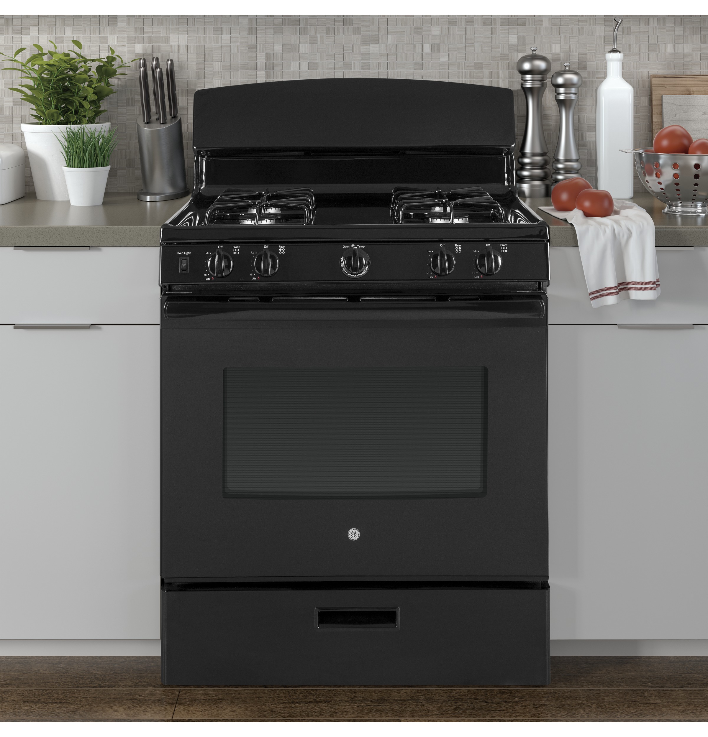 Model: JGBS30DEKBB | GE GE® 30" Free-Standing Gas Range