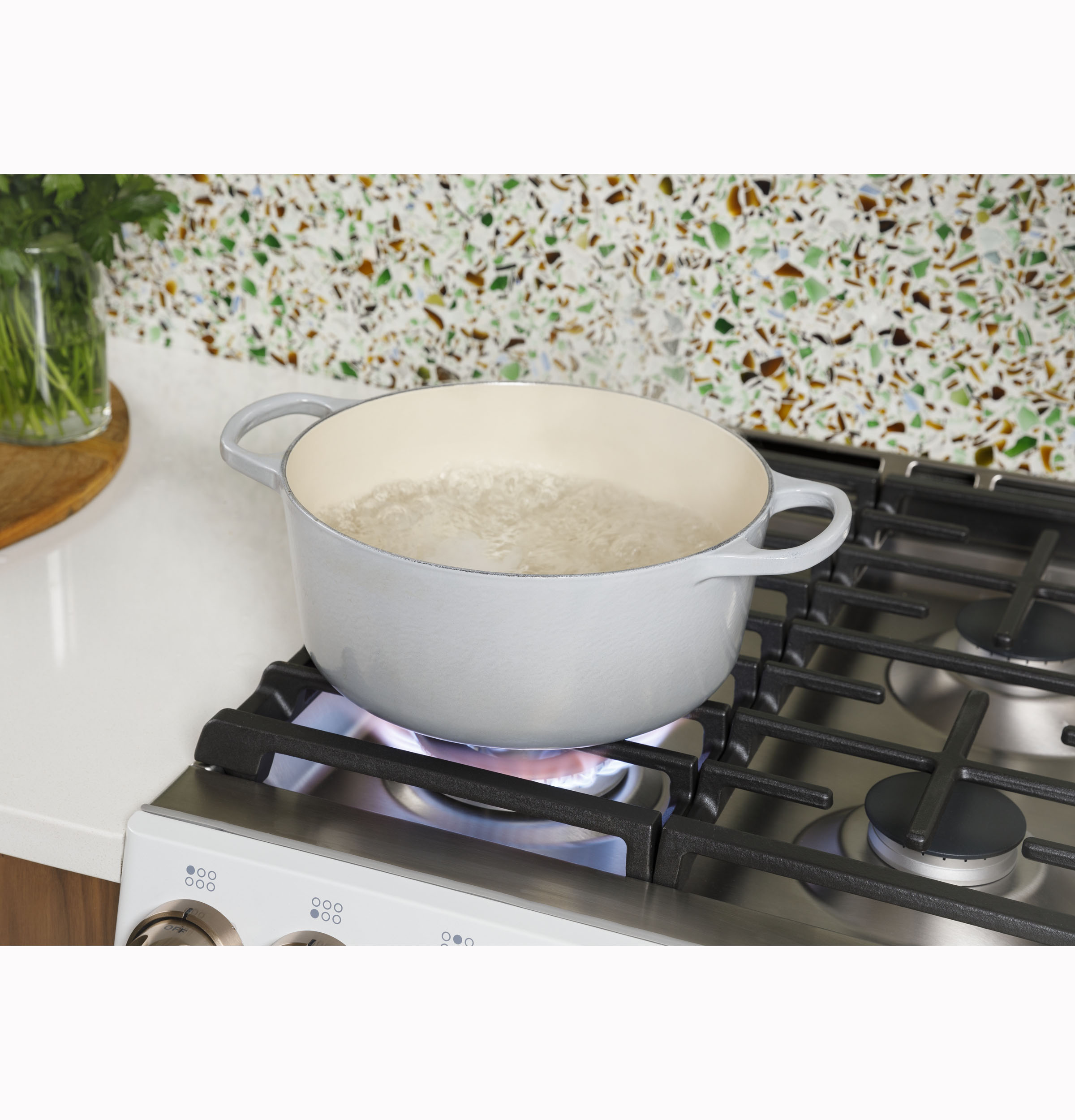 Model: CVW93044PWM | Cafe Café™ 30" Commercial Hood