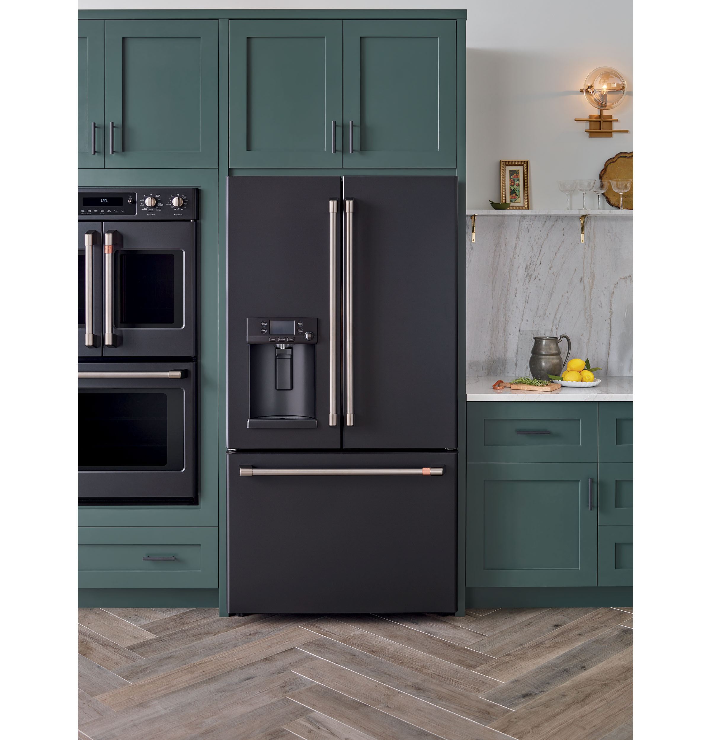 Model: CYE22TP3MD1 | Cafe Café™ ENERGY STAR® 22.1 Cu. Ft. Smart Counter-Depth French-Door Refrigerator with Hot Water Dispenser