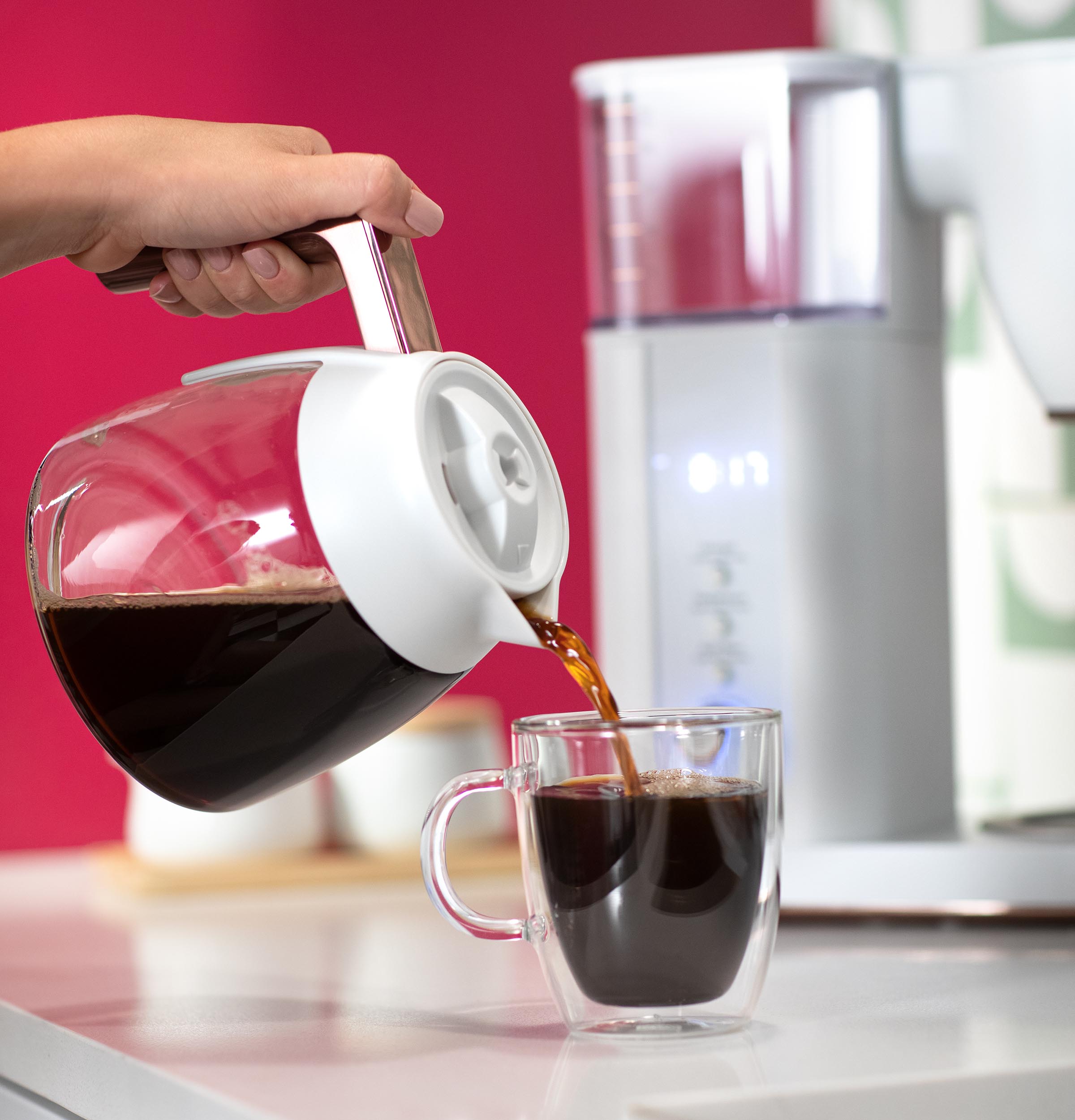 Model: C7CDABS4RW3 | Cafe Café™ Specialty Drip Coffee Maker with Glass Carafe