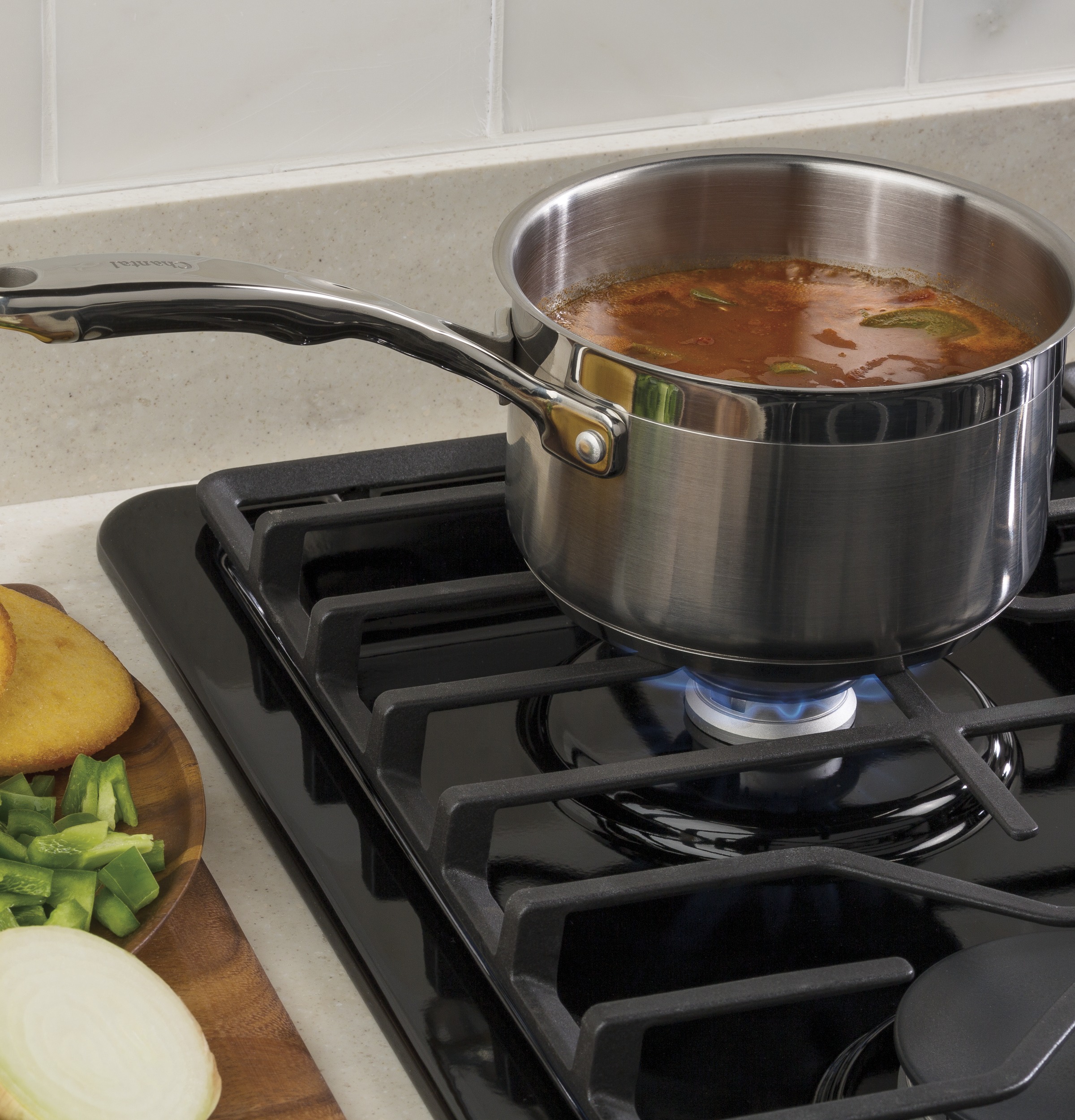 Model: JGP3030DLBB | GE GE® 30" Built-In Gas Cooktop with Dishwasher-Safe Grates