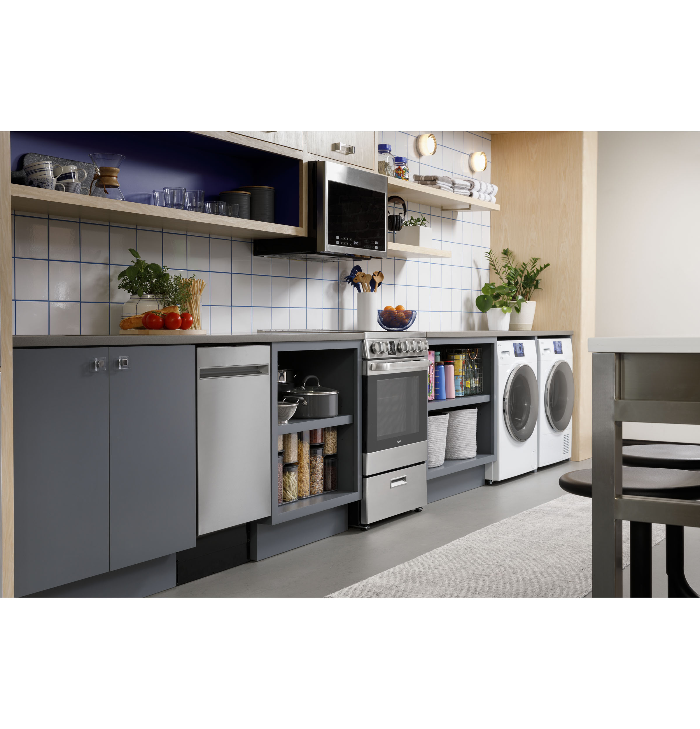 Model: QDT125SSLSS | Haier Haier ENERGY STAR® 18" Stainless Steel Interior Dishwasher with Sanitize Cycle