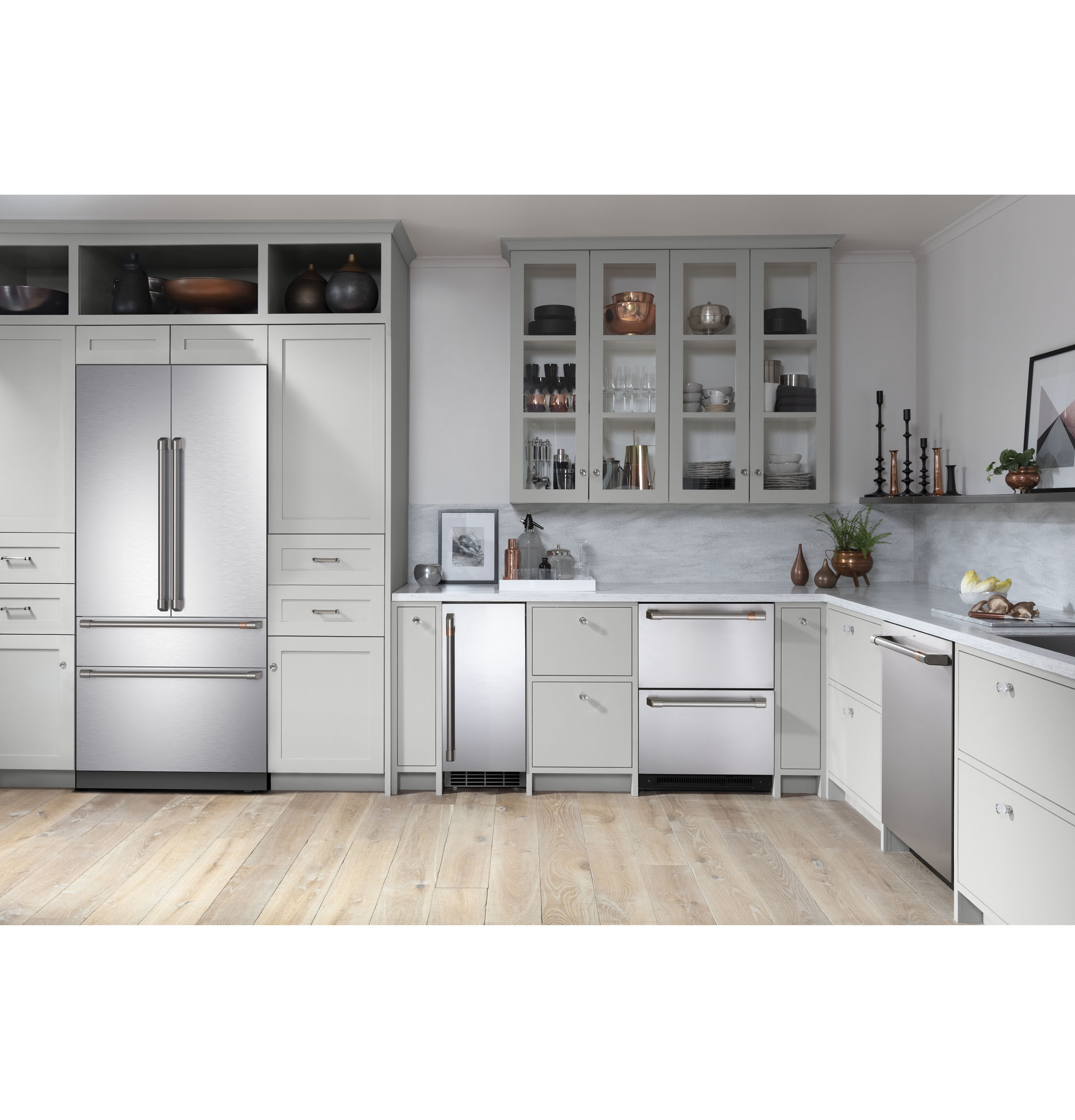 Model: CIP36NP2VS1 | Cafe Café™ 36" Integrated French-Door Refrigerator