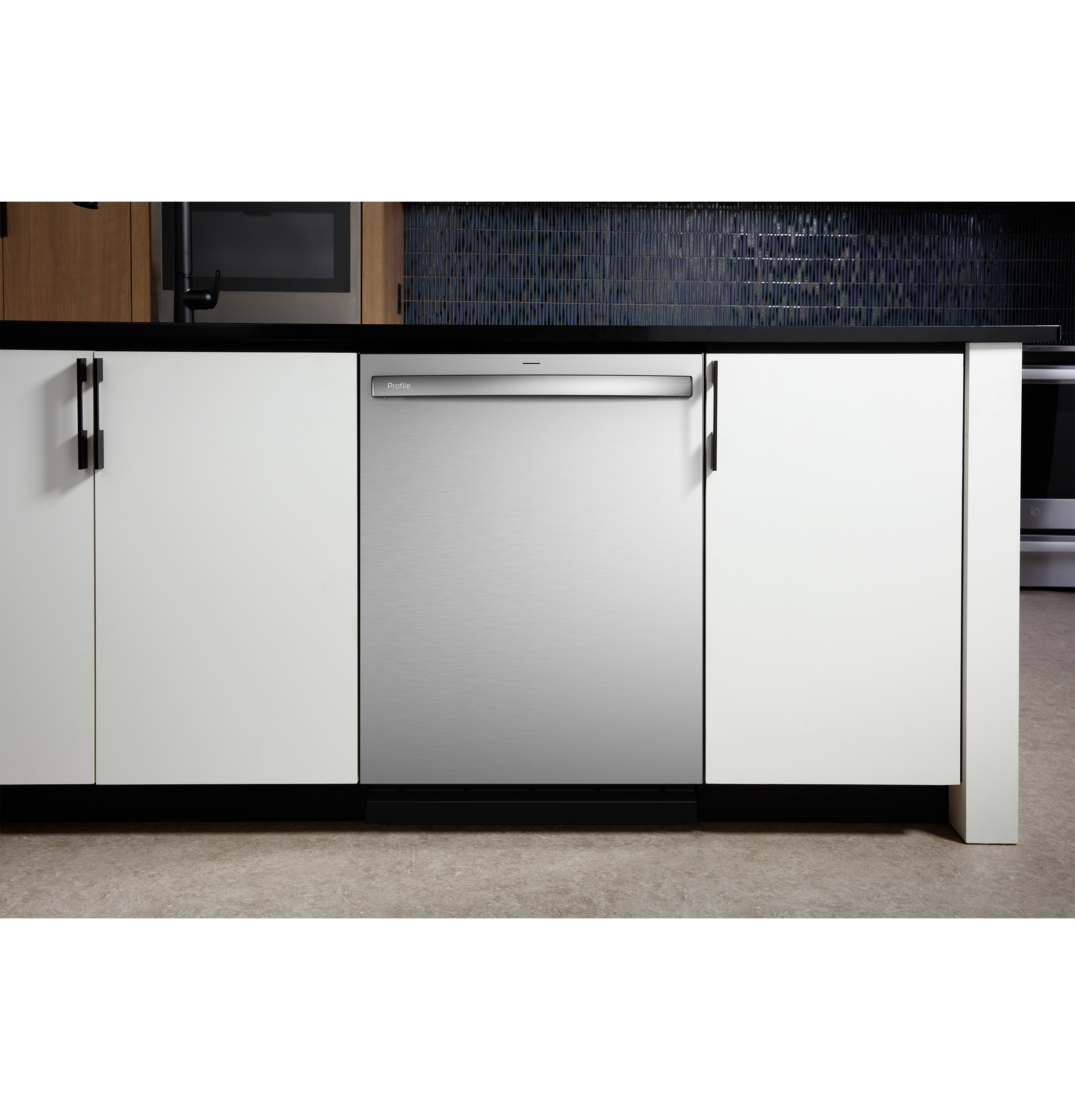 Model: PDT795SYVFS | GE Profile GE Profile™ ENERGY STAR Smart UltraFresh System Dishwasher with Microban™ Antimicrobial Technology with Deep Clean Washing 3rd Rack, 39 dBA