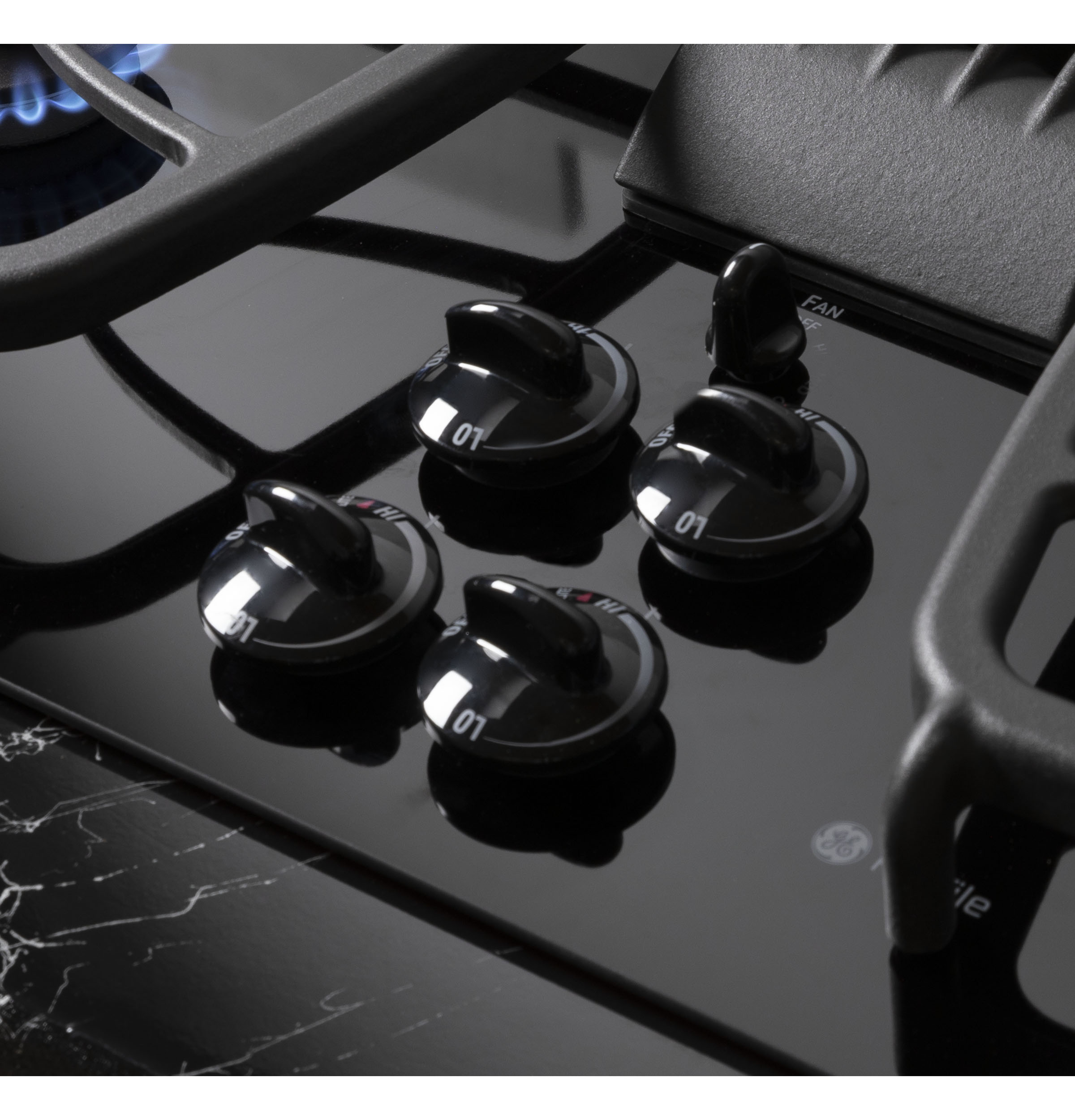 Model: PGP9830DRBB | GE Profile GE Profile™ 30" Built-In Gas Downdraft Cooktop