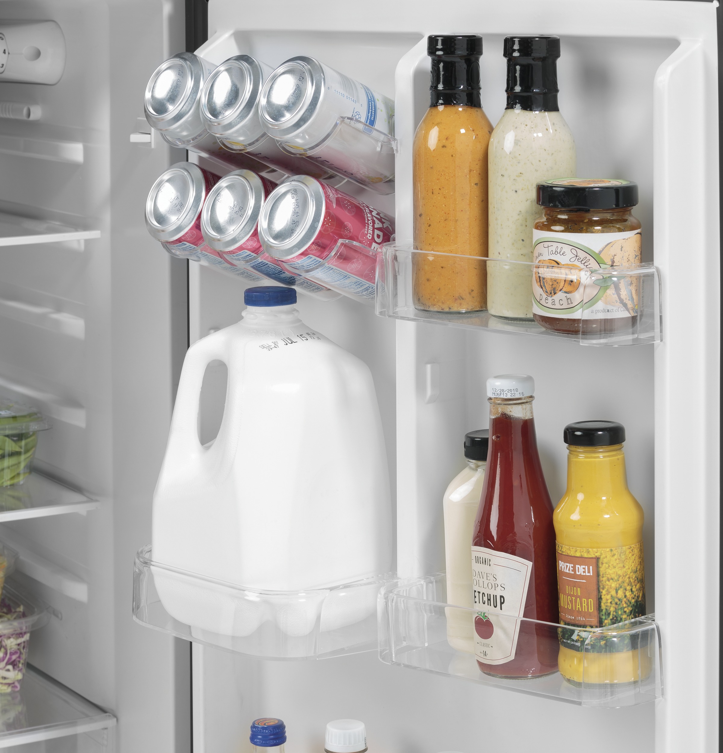 Model: GPV10FGNBB | GE GE® 9.8 Cu. Ft. 12 Volt DC Power Top-Freezer Refrigerator