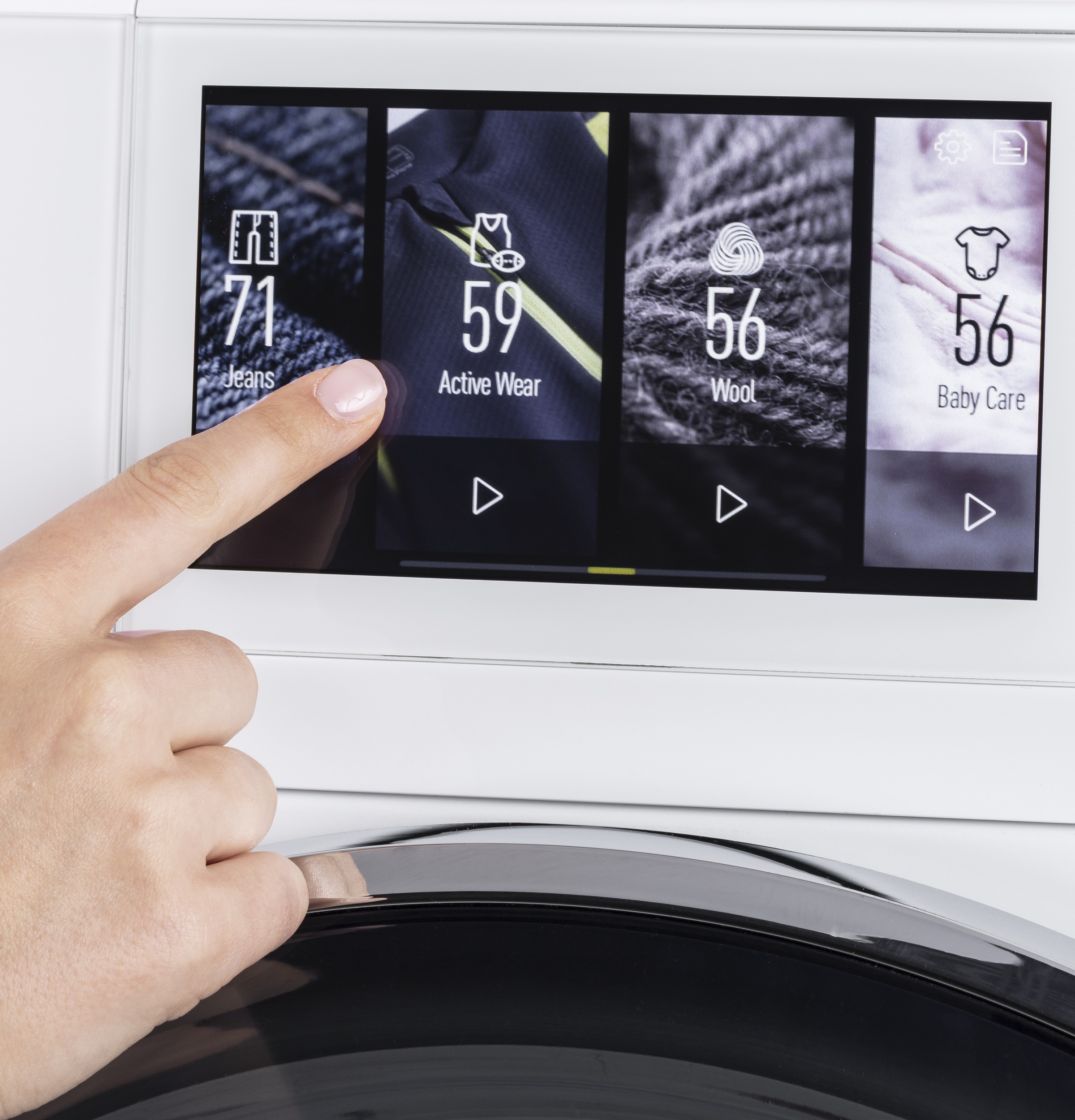 Model: QFW150SSNWW | Haier Haier ENERGY STAR® 2.4 Cu. Ft. Smart Frontload Washer