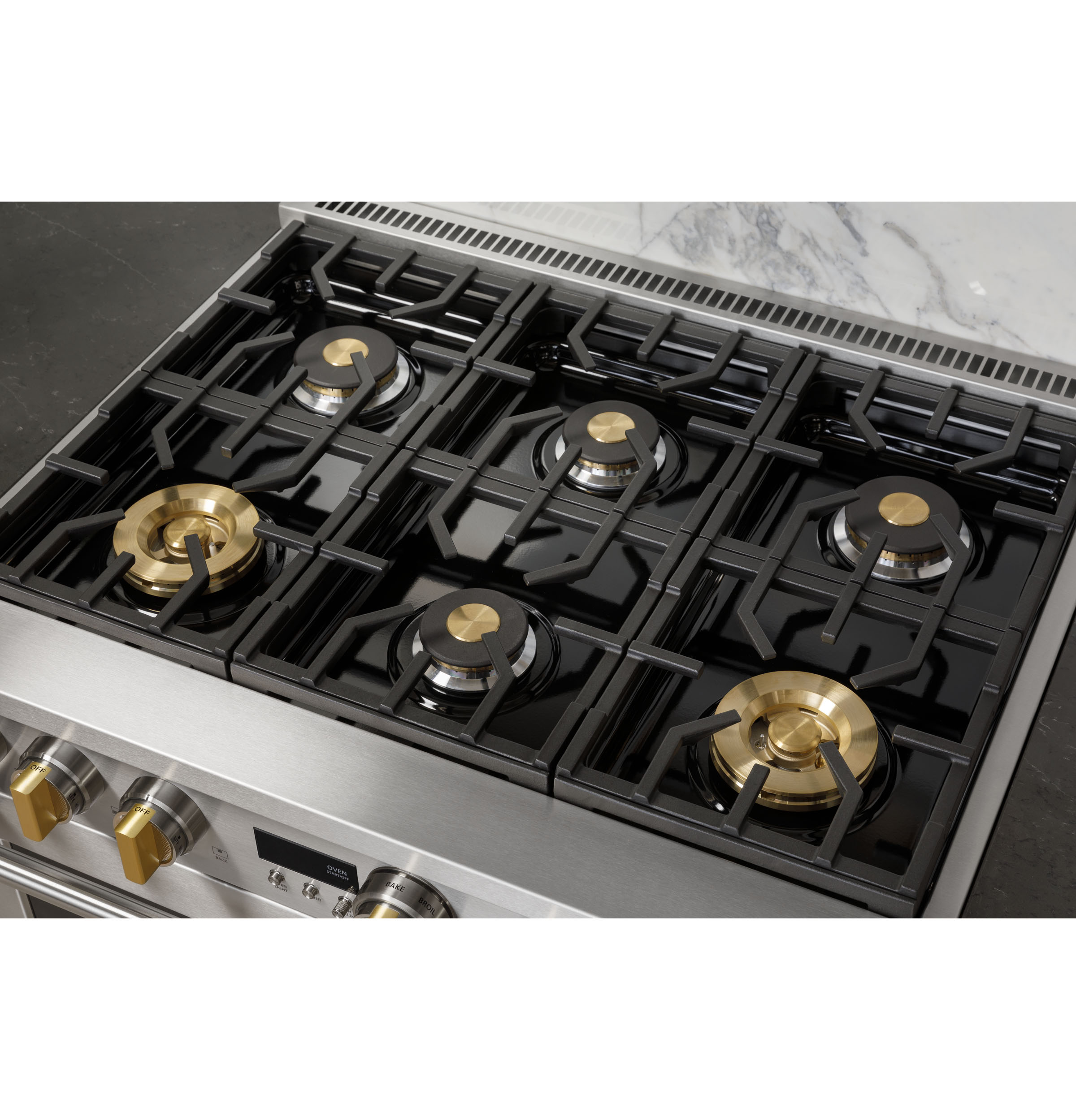 Model: ZGP364NDTSS | Monogram Monogram 36" All Gas Professional Range with 4 Burners and Griddle