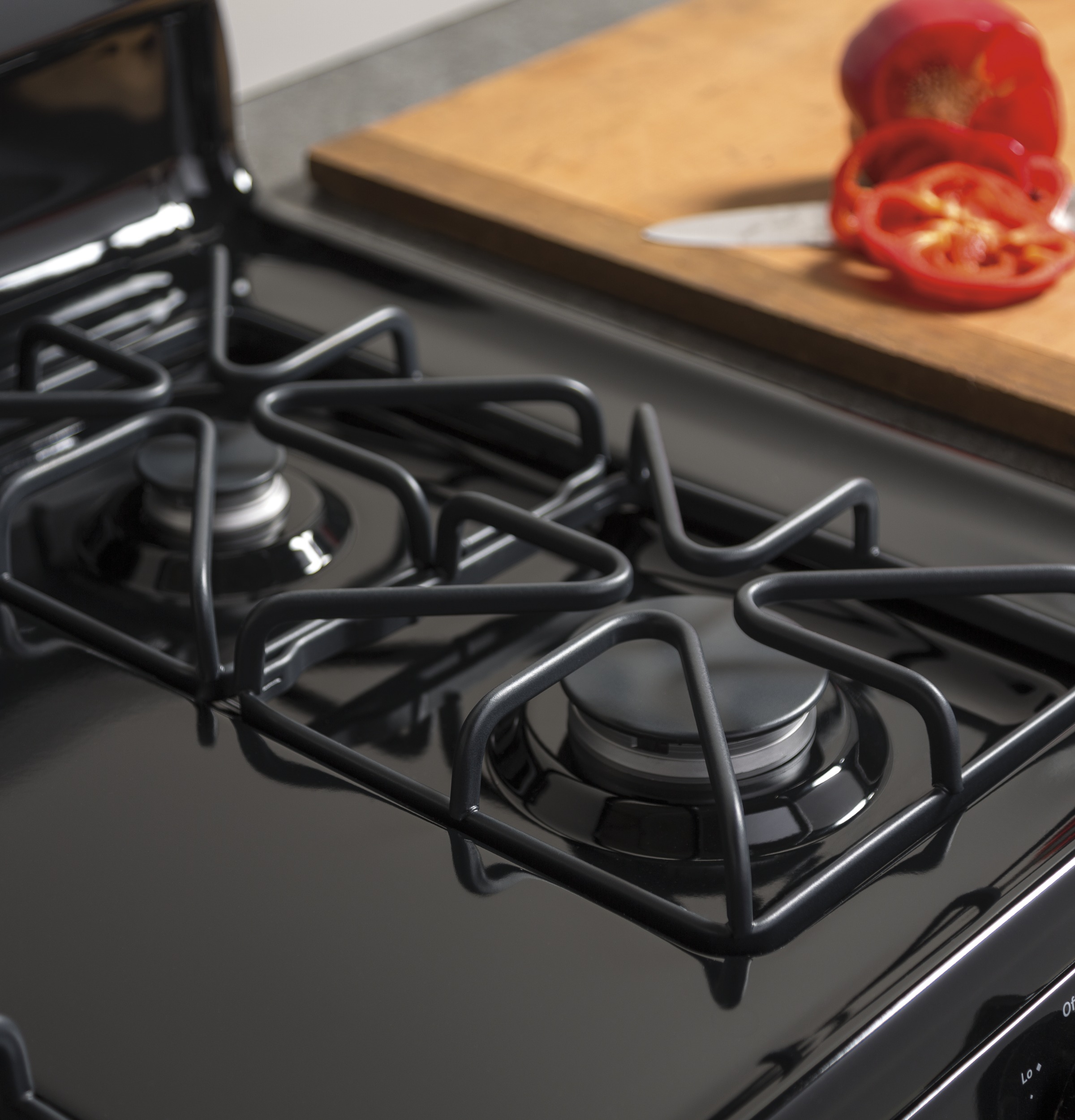 Model: JGBS60REKSS | GE GE® 30" Free-Standing Gas Range