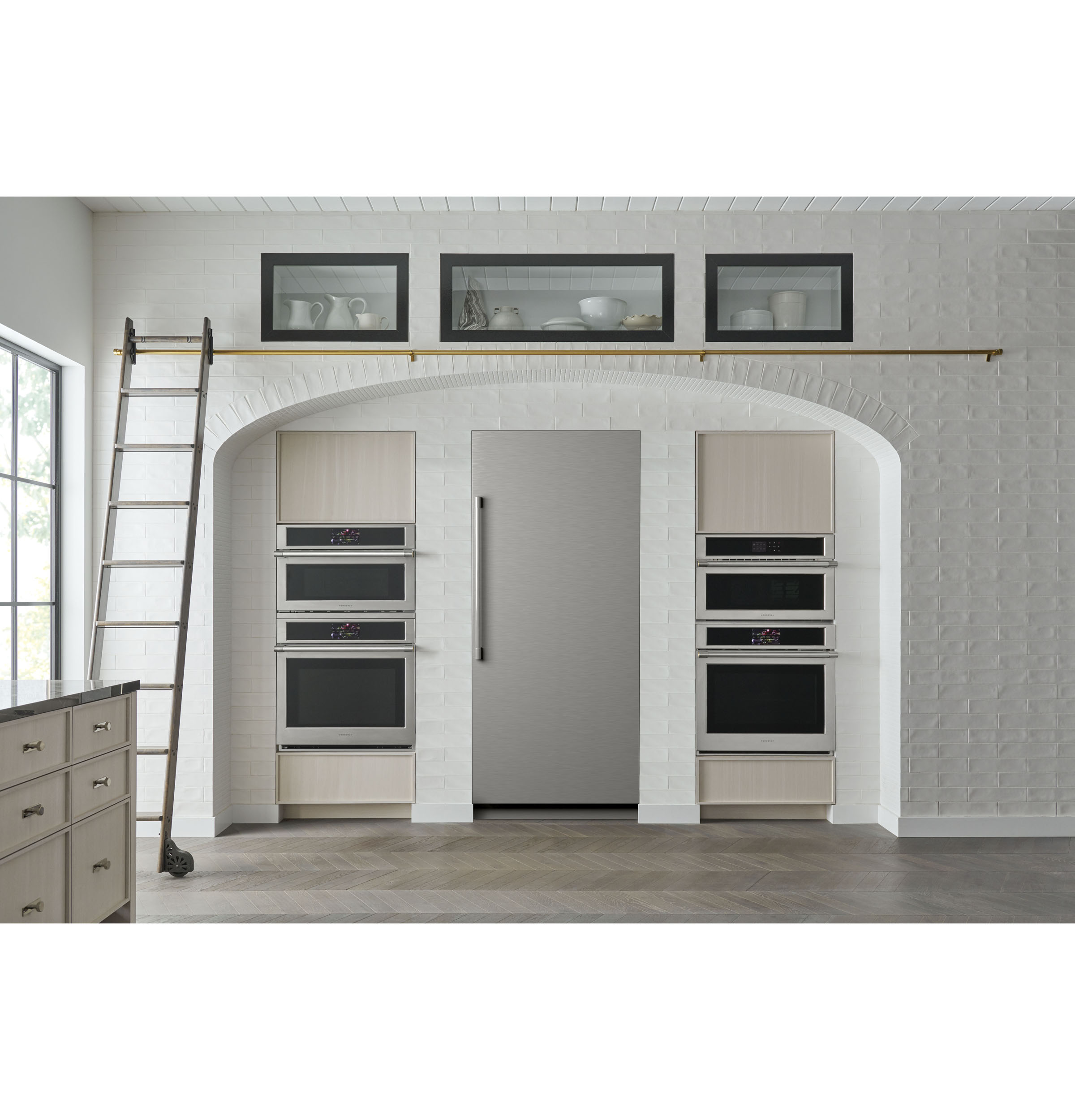Model: ZIR361NBRII | Monogram Monogram 36" Panel-Ready Integrated Column Refrigerator