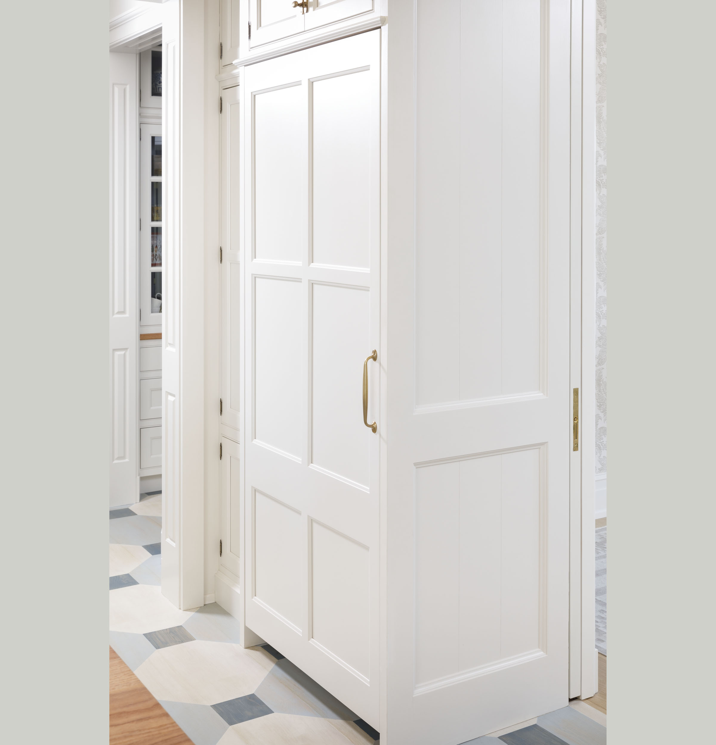 Model: ZIR361NBRII | Monogram Monogram 36" Panel-Ready Integrated Column Refrigerator