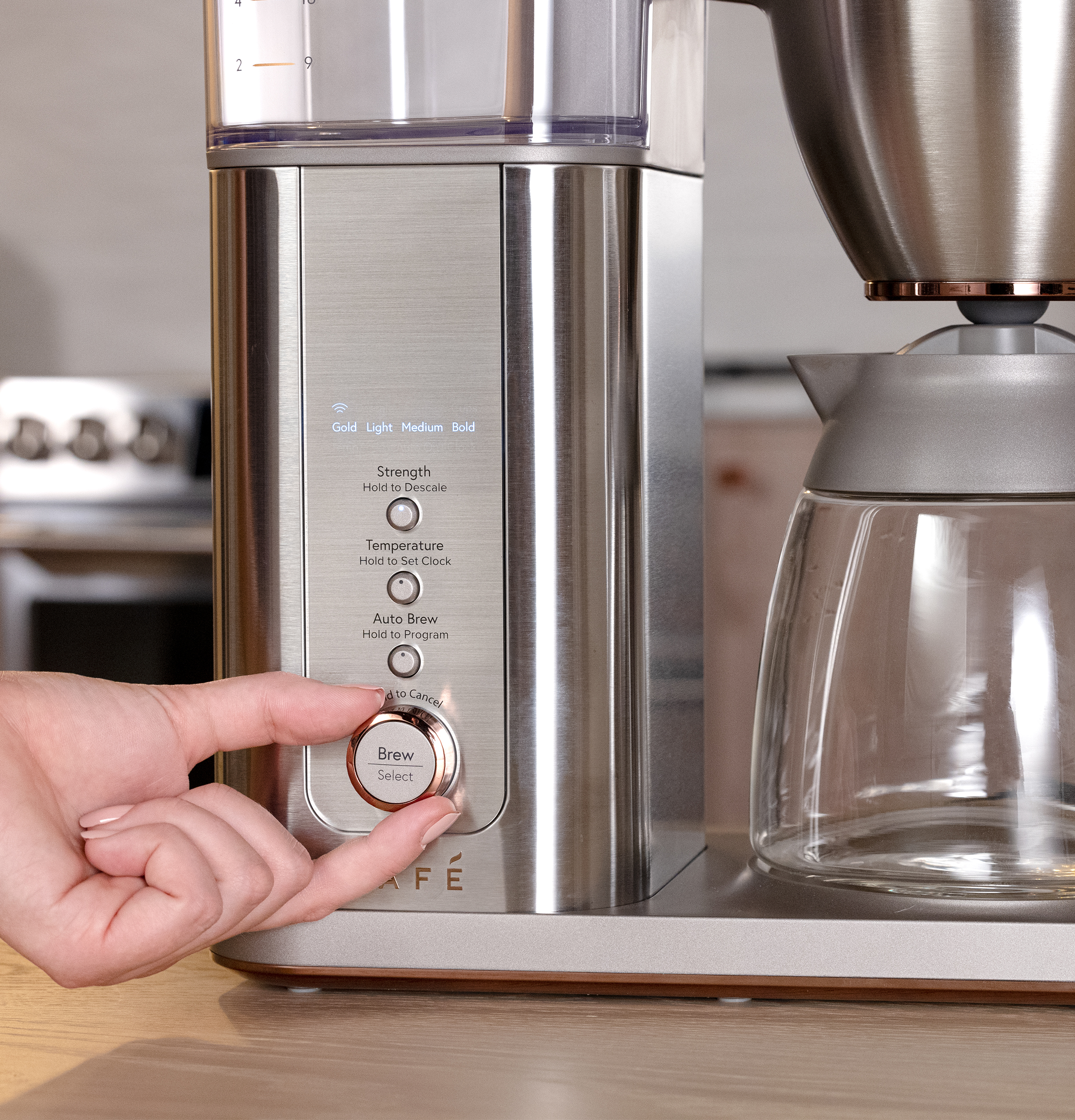 Model: C7CDABS2RS3 | Cafe Café™ Specialty Drip Coffee Maker with Glass Carafe