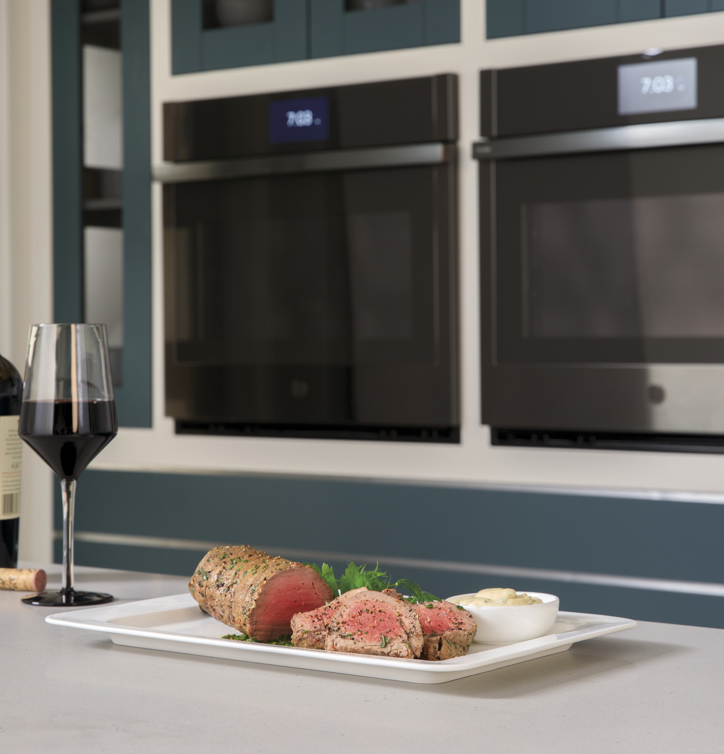 Model: PTD7000BNTS | GE Profile GE Profile™ 30" Smart Built-In Convection Double Wall Oven with No Preheat Air Fry and Precision Cooking