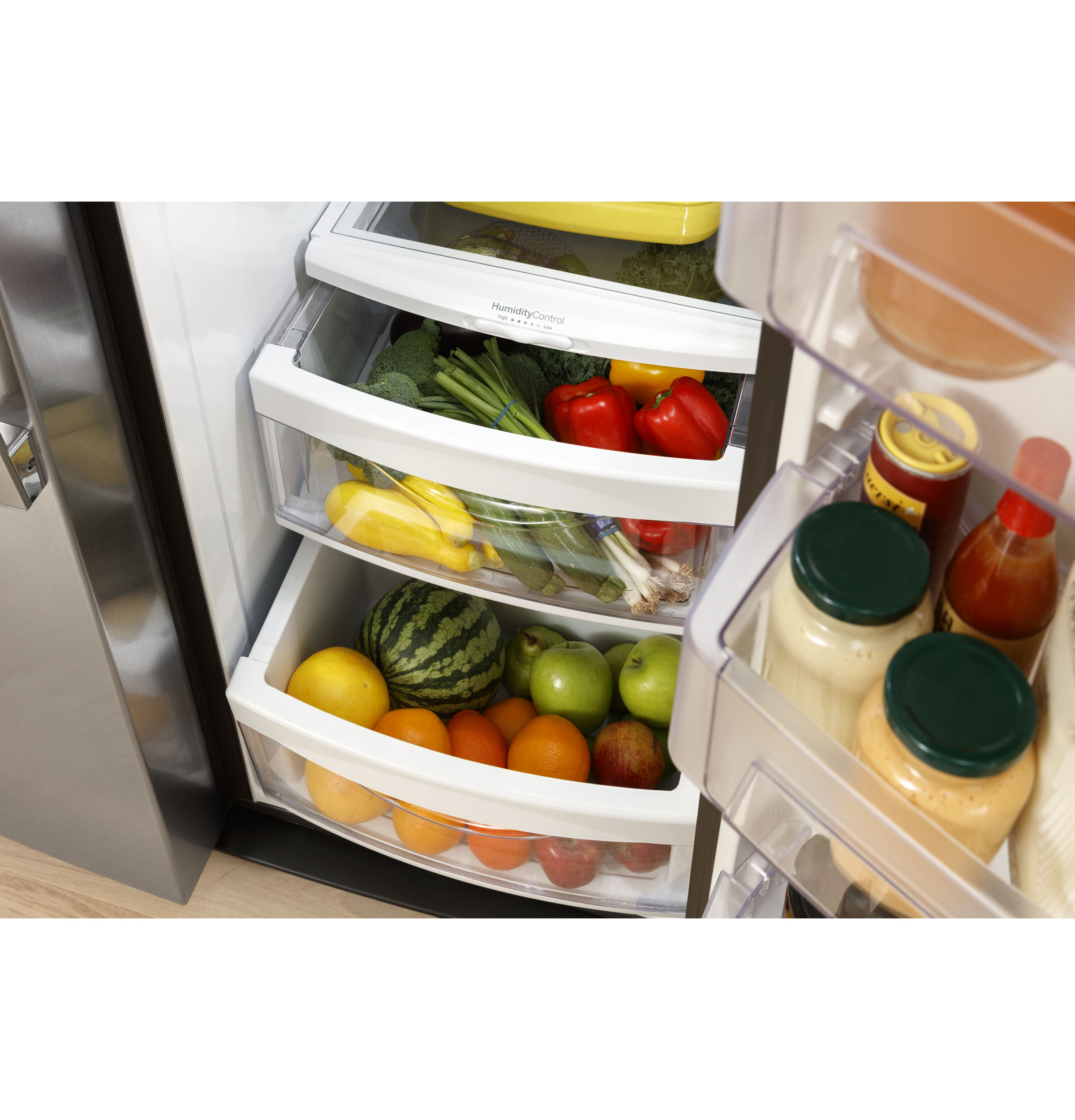 Model: GSS25GGPBB | GE GE® 25.3 Cu. Ft. Side-By-Side Refrigerator
