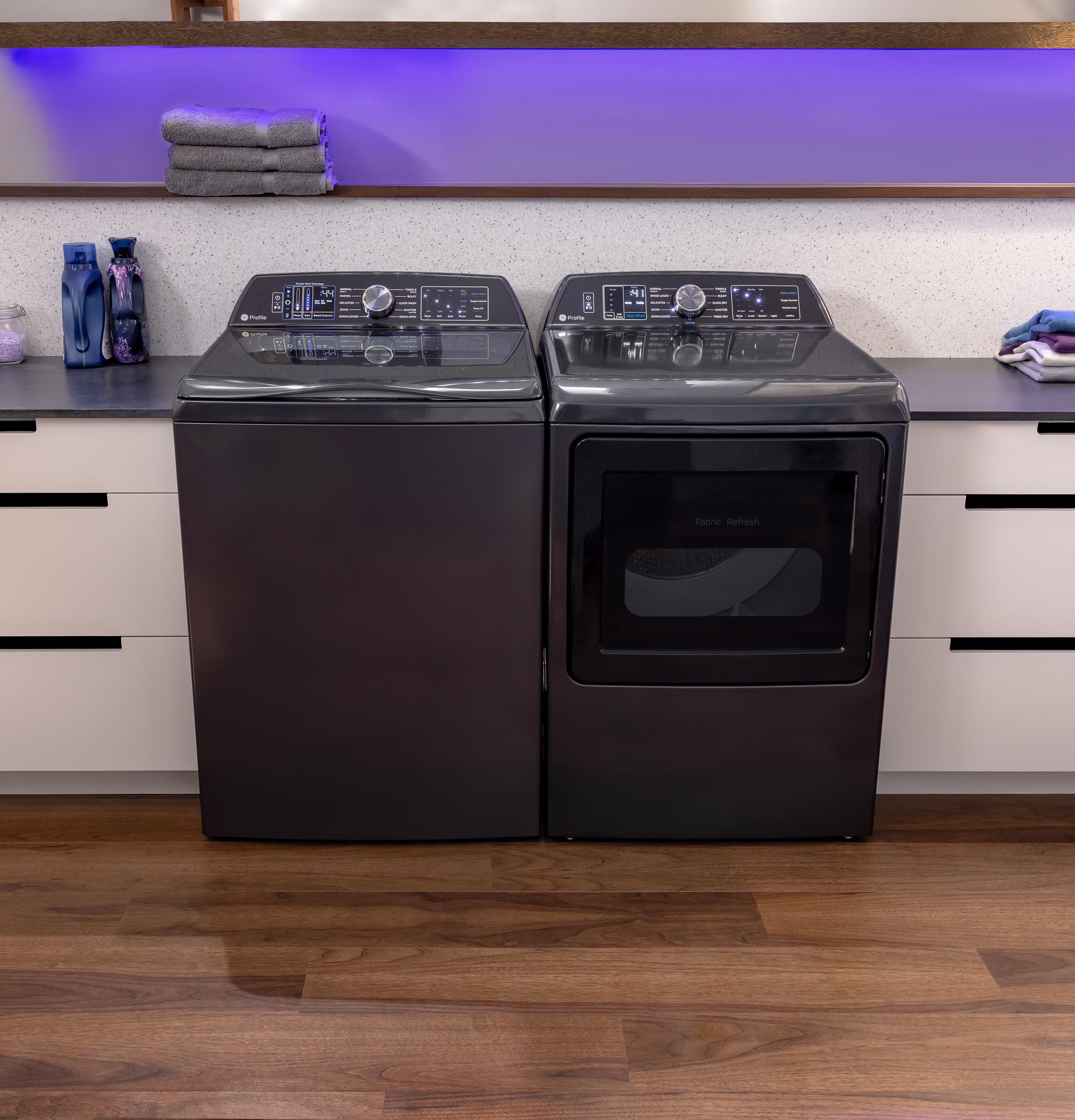 Model: PTD90GBPTDG | GE Profile GE Profile™ ENERGY STAR® 7.3 cu. ft. Capacity Smart Gas Dryer with Fabric Refresh