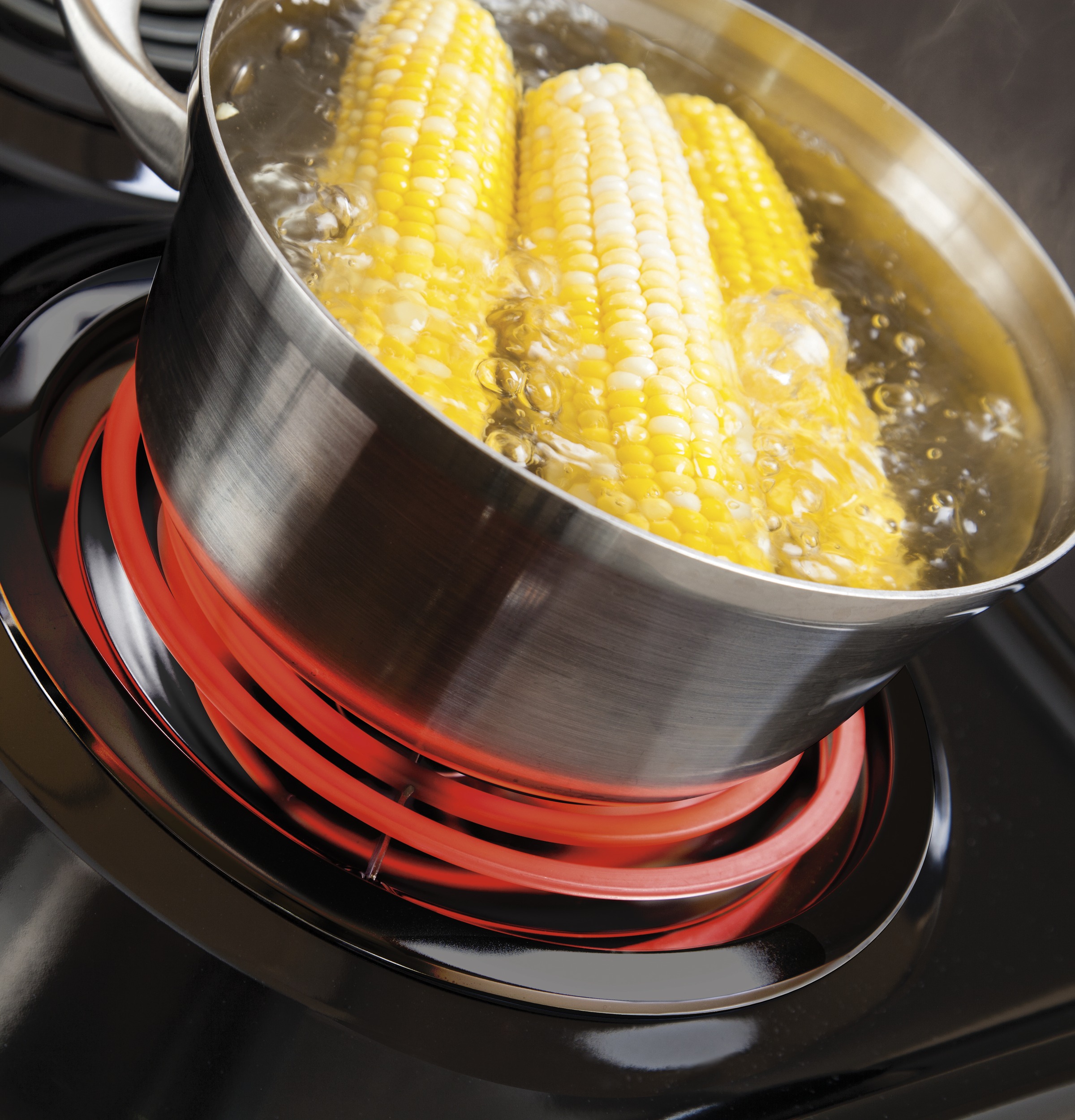 Model: JB256RTSS | GE GE® ENERGY STAR® 30" Free-Standing Self-Clean Electric Range