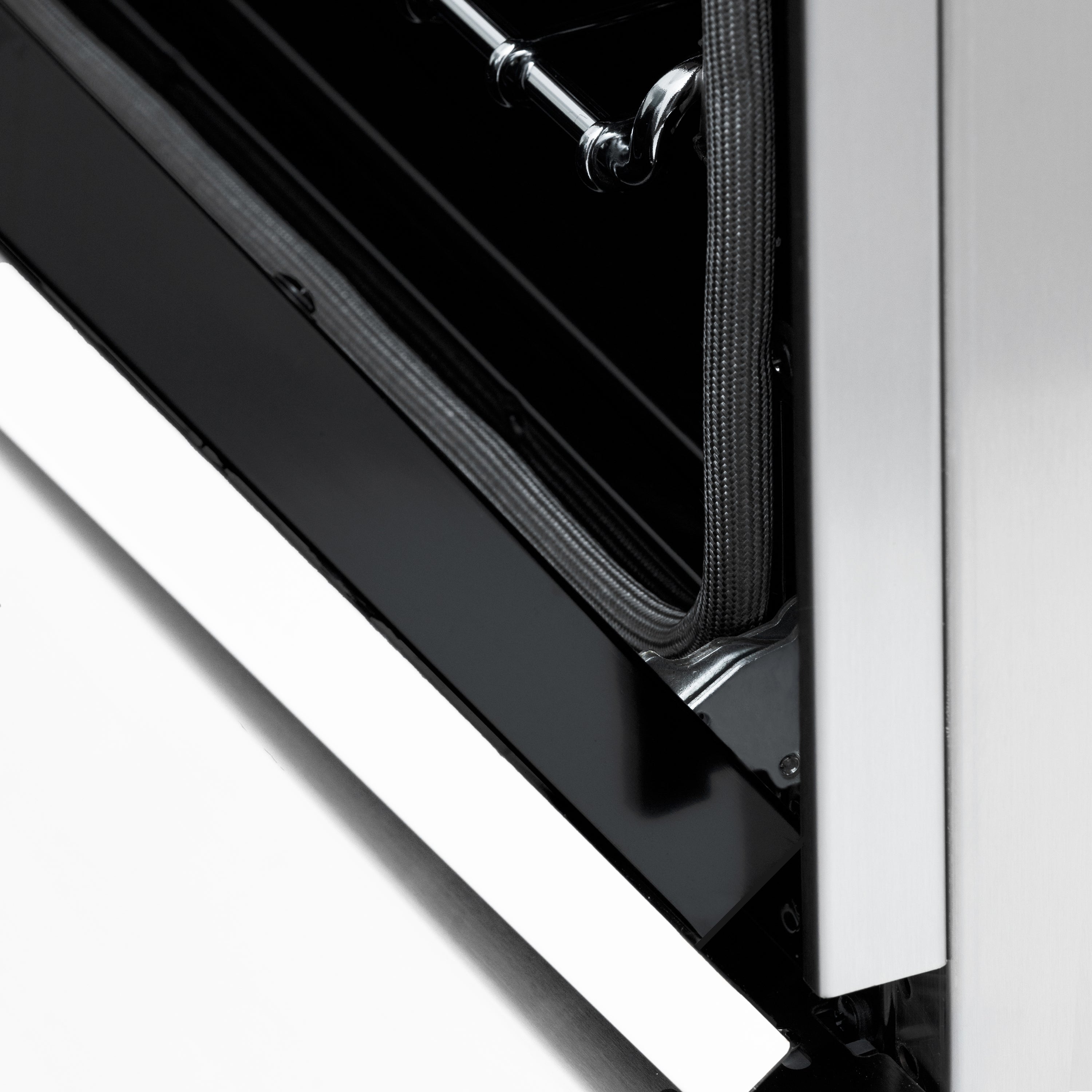 Model: RAZ-WM-24-MB | ZLINE 24" 2.8 cu. ft. Dual Fuel Range with Gas Stove and Electric Oven