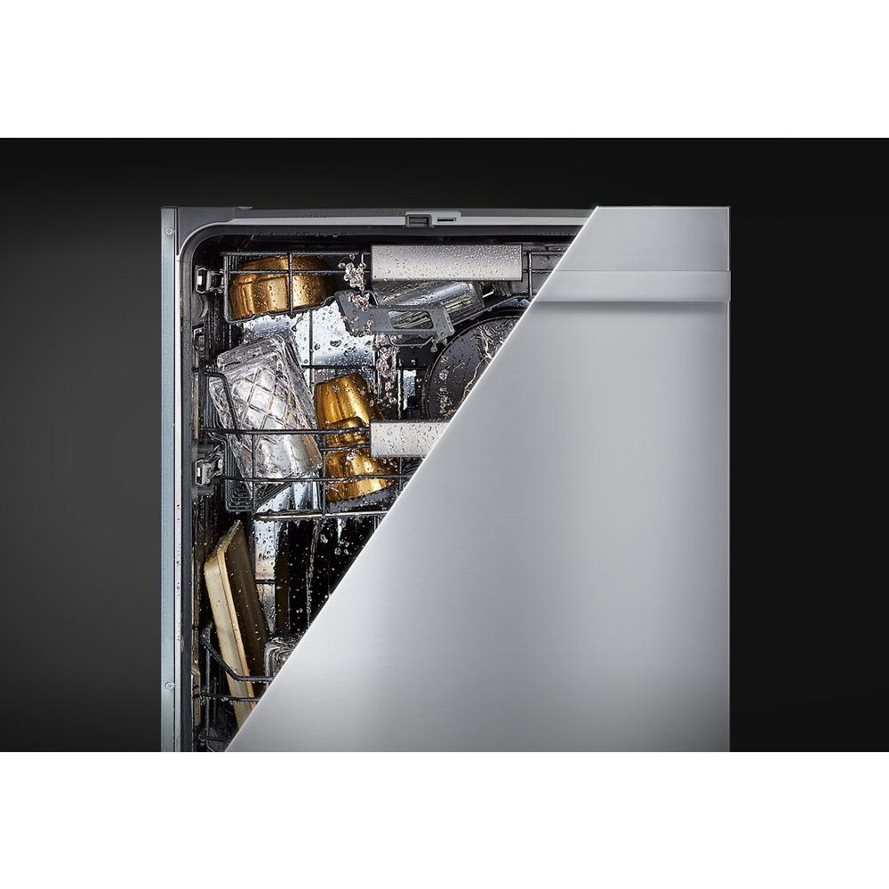 Model: JDAF5924RM | Jenn-Air 24" NOIR™ Fully Integrated Dishwasher with 3rd Level Rack with Wash