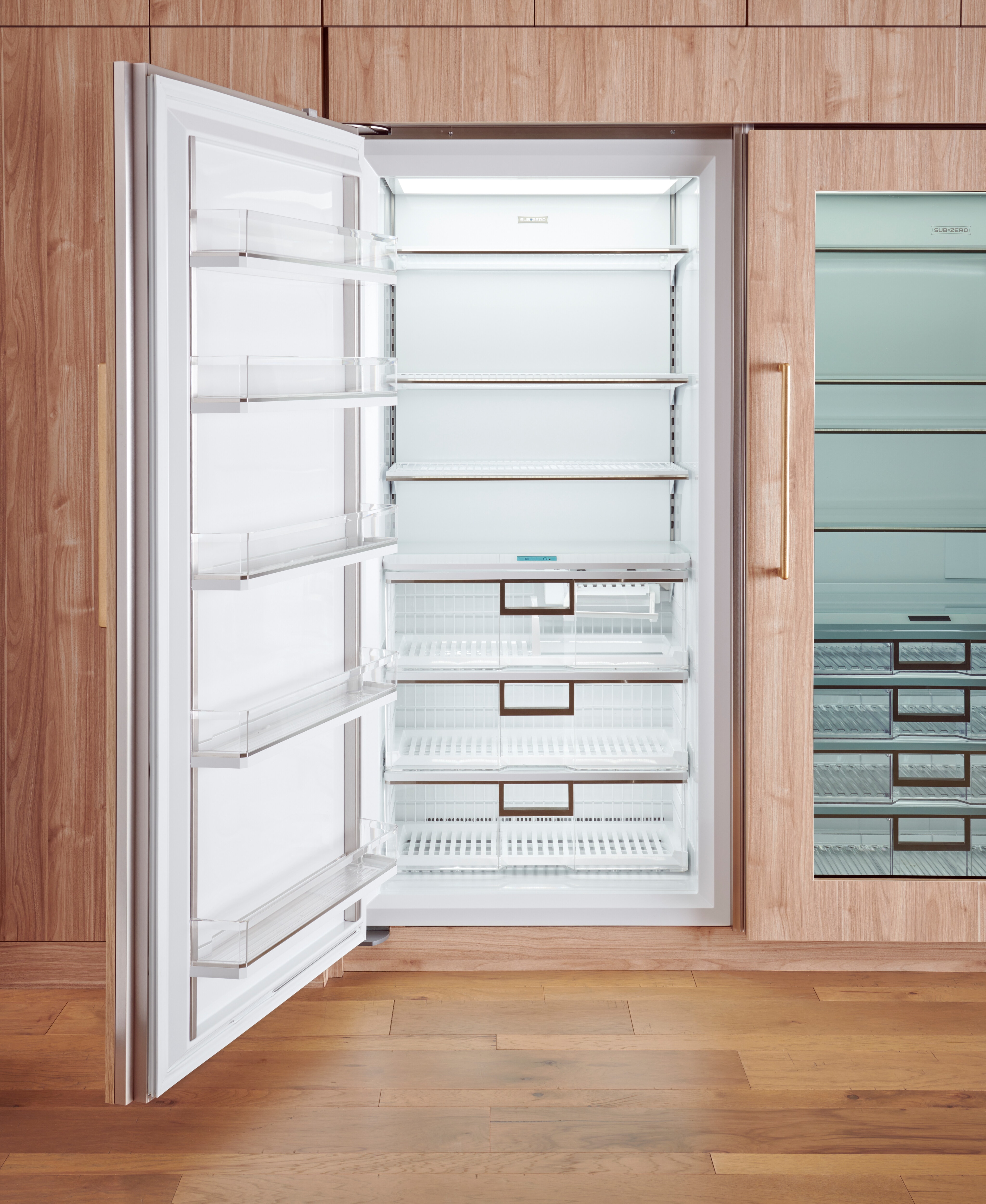 Model: CL3650F/S/T/R | Sub-Zero 36" Classic Freezer
