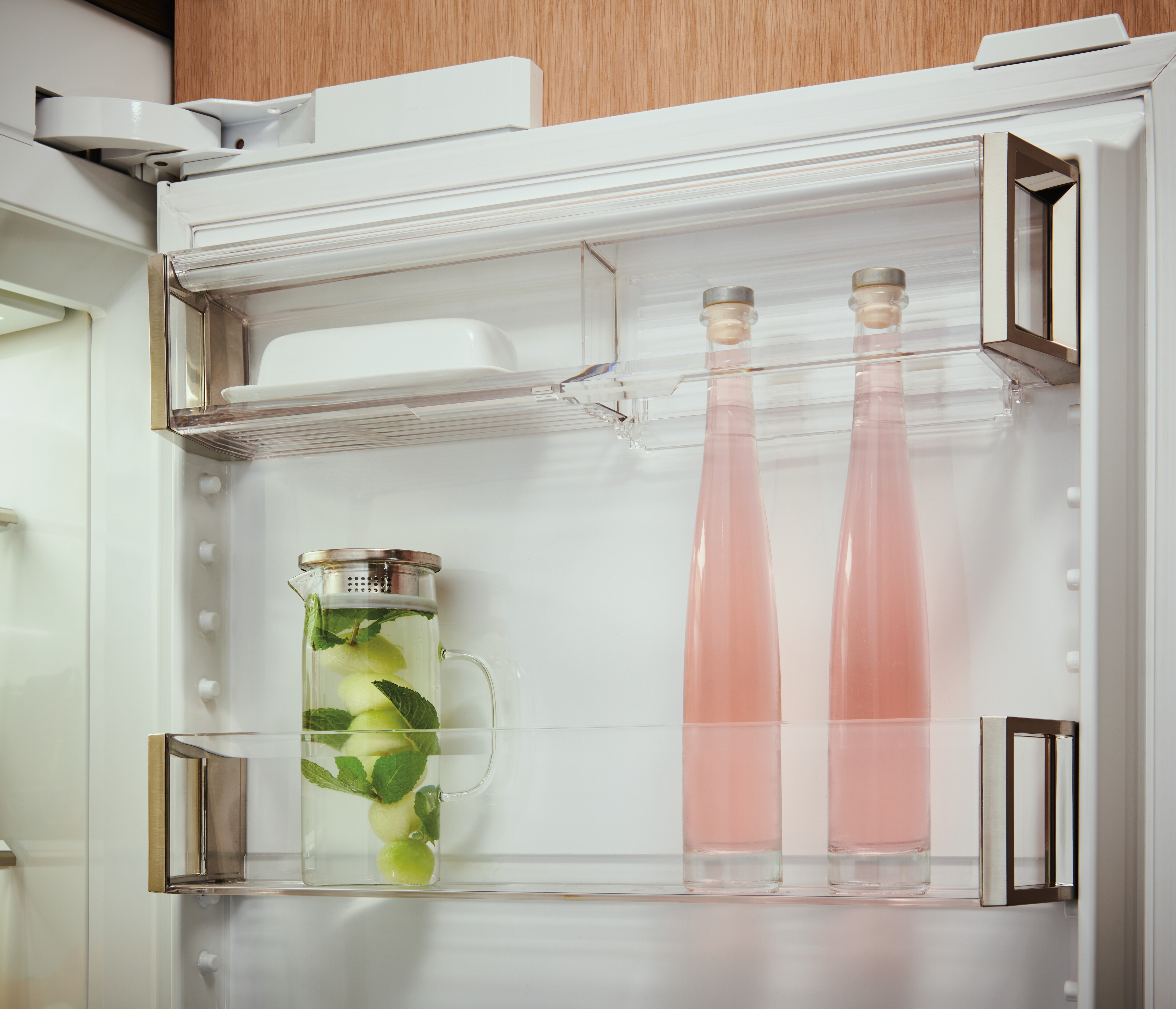 Model: DET3050RID/R | Sub-Zero 30" Designer Over-and-Under Refrigerator with Internal Dispenser - Panel Ready