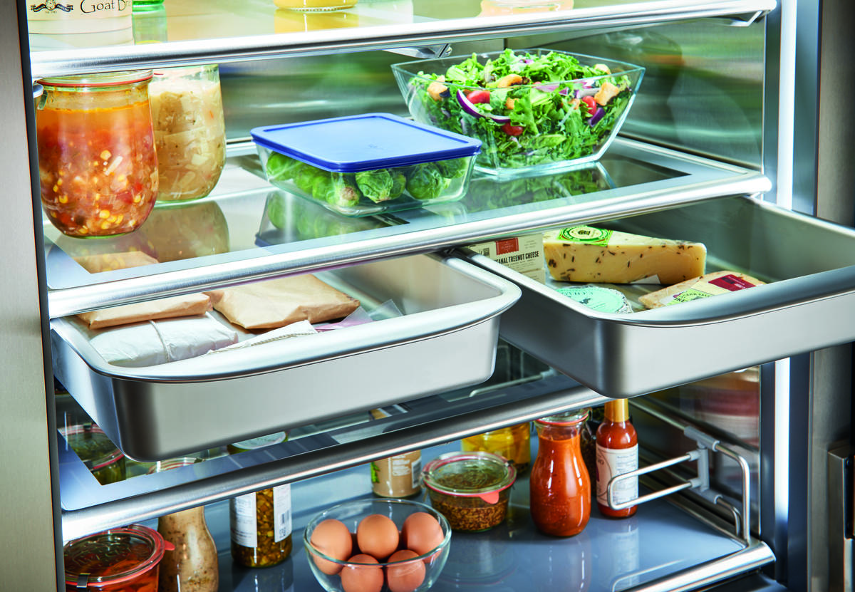 Model: PRO3650G/RH | Sub-Zero 36" PRO Refrigerator/Freezer with Glass Door