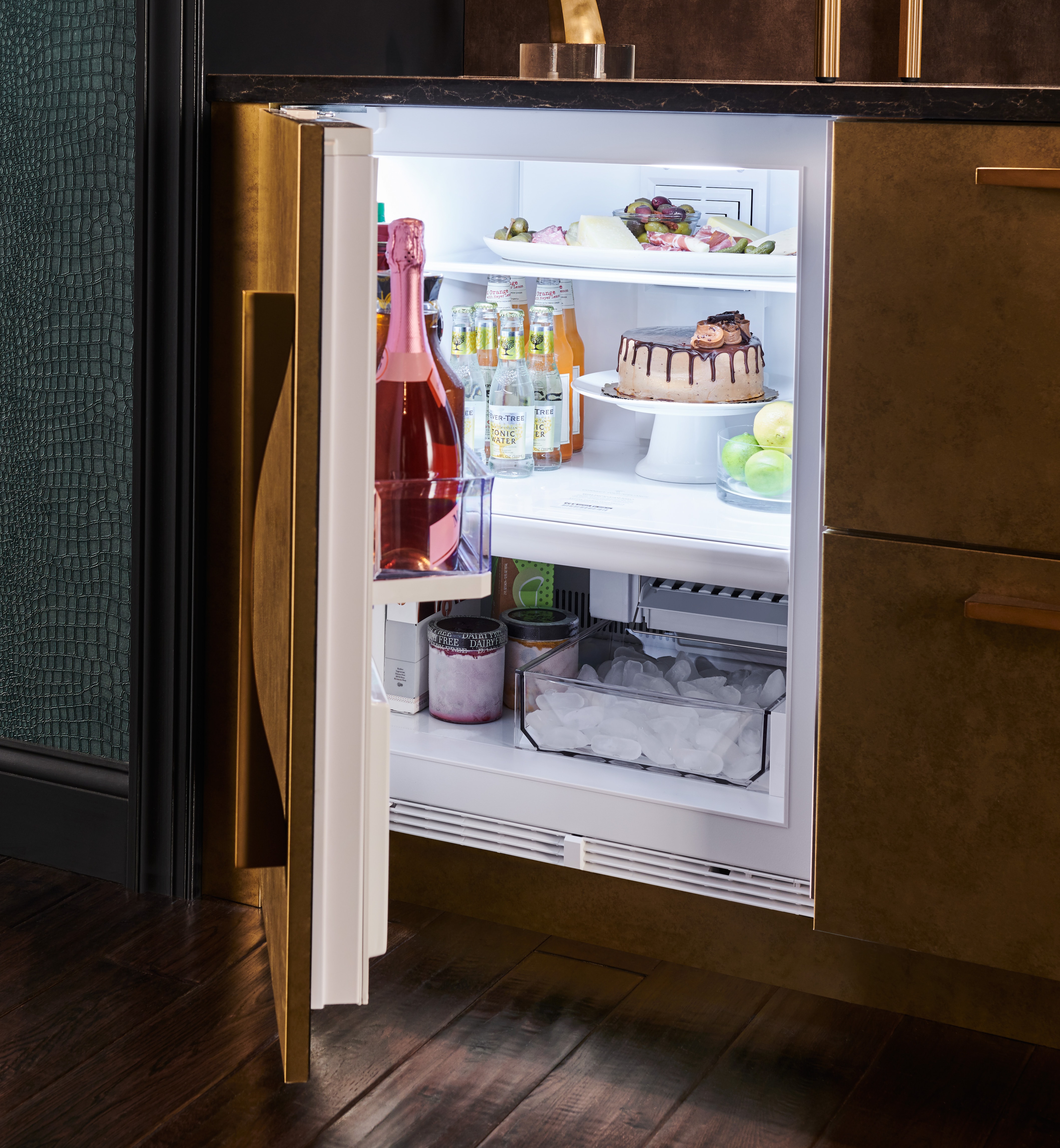 Model: DEU2450CI/L | Sub-Zero 24" Designer Undercounter Refrigerator/Freezer with Ice Maker – Panel Ready - Left Hinge