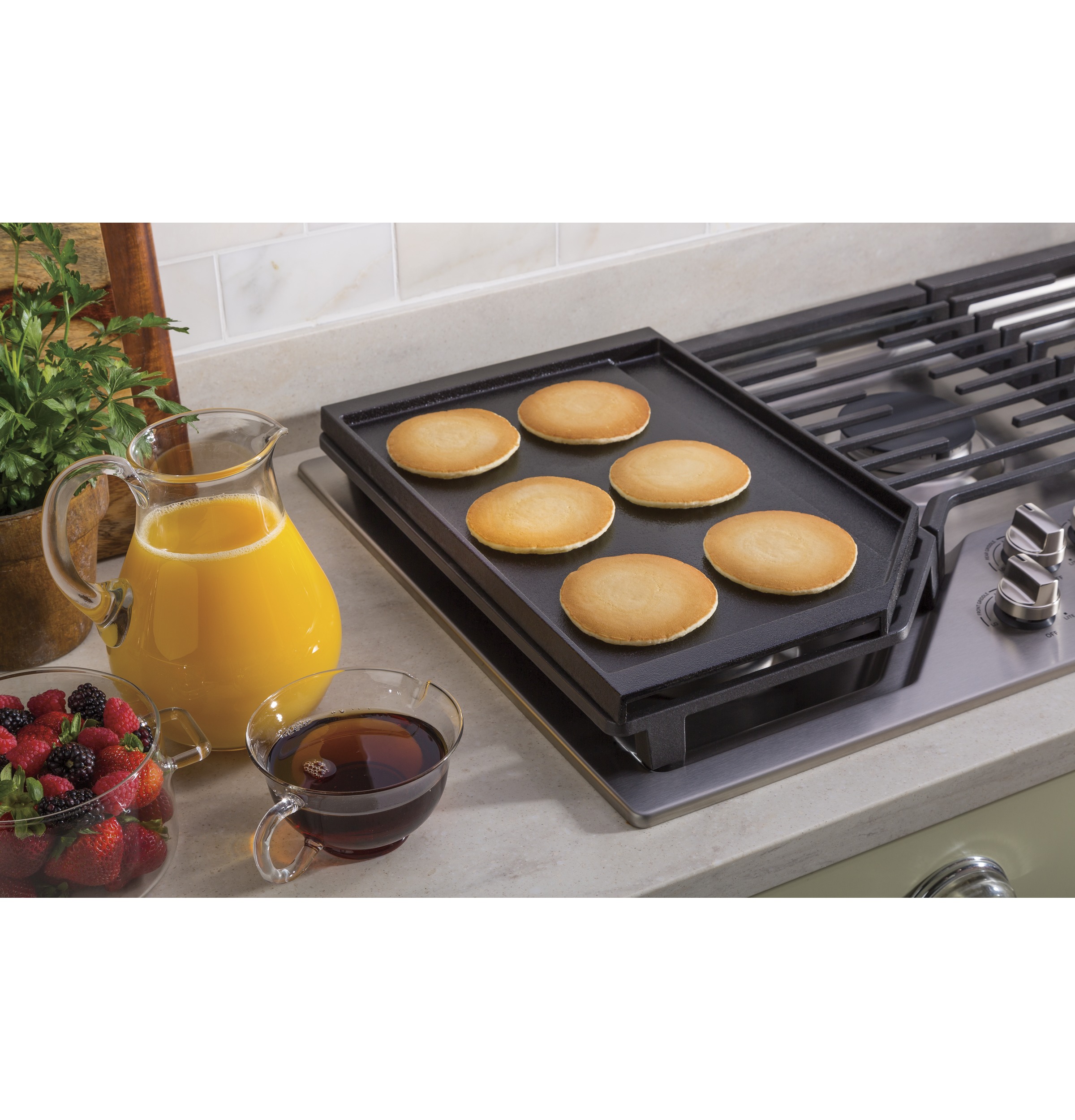 GE - JXGRIDL236 - Optional 36 Cast Iron Griddle  GE JXGRIDL236 Range  Accessories Range - Voss TV & Appliance in Pittsburgh, PA