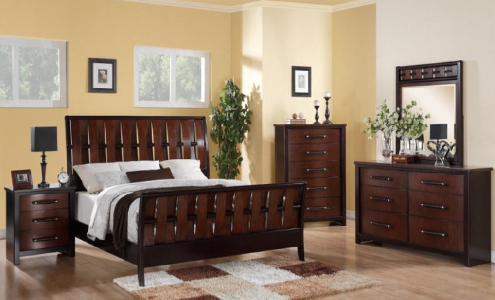 Crossroads Furniture 537 Cavalier Queen GROUP; QB, Dresser, Mirror, Chest
